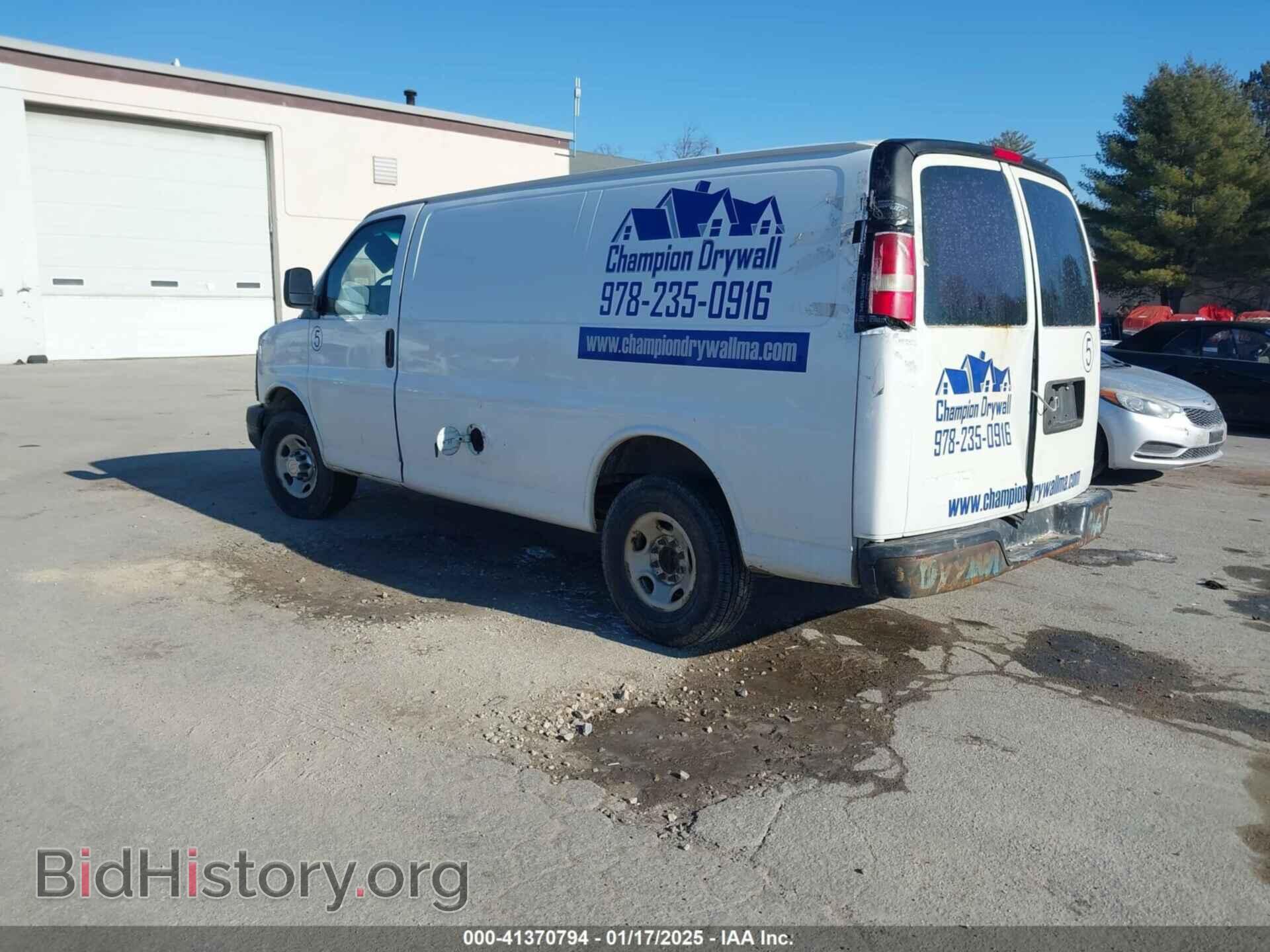 2012 CHEVROLET EXPRESS 2500 - VIN: 1GCWGFCA5C1121019 - Фото 3