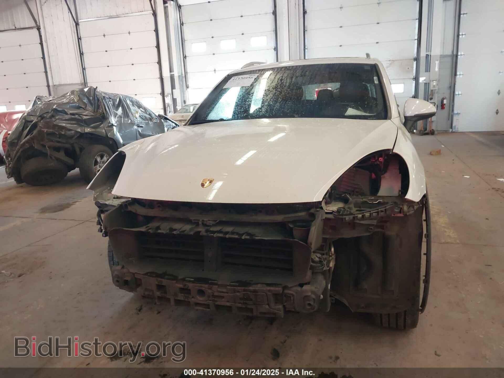 2016 PORSCHE CAYENNE - VIN: WP1AA2A26GLA10357 - Photo 13