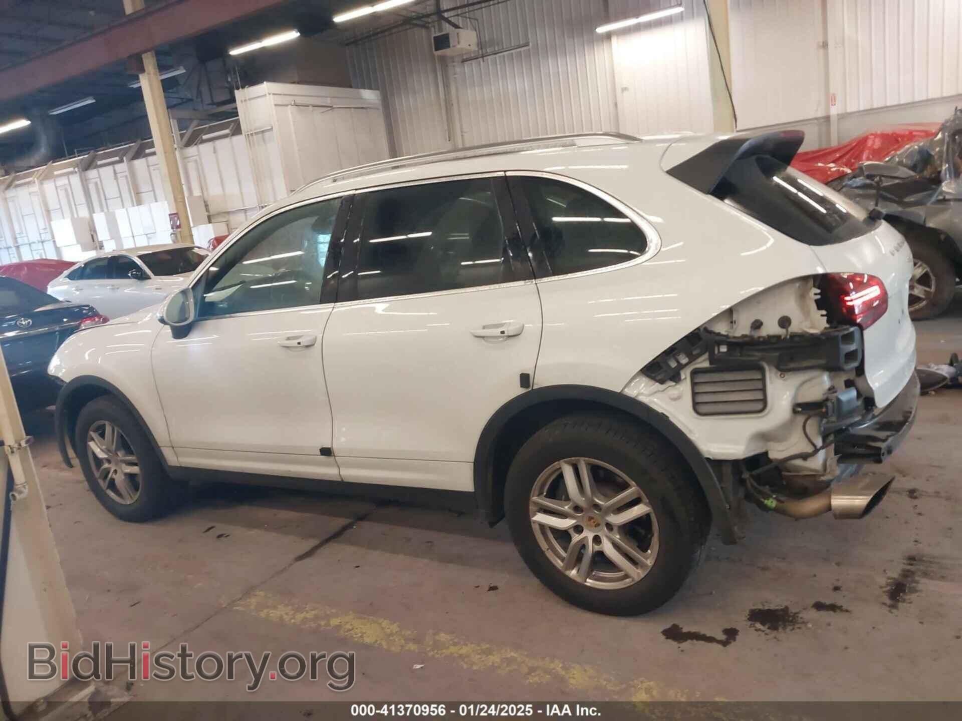 2016 PORSCHE CAYENNE - VIN: WP1AA2A26GLA10357 - Photo 15
