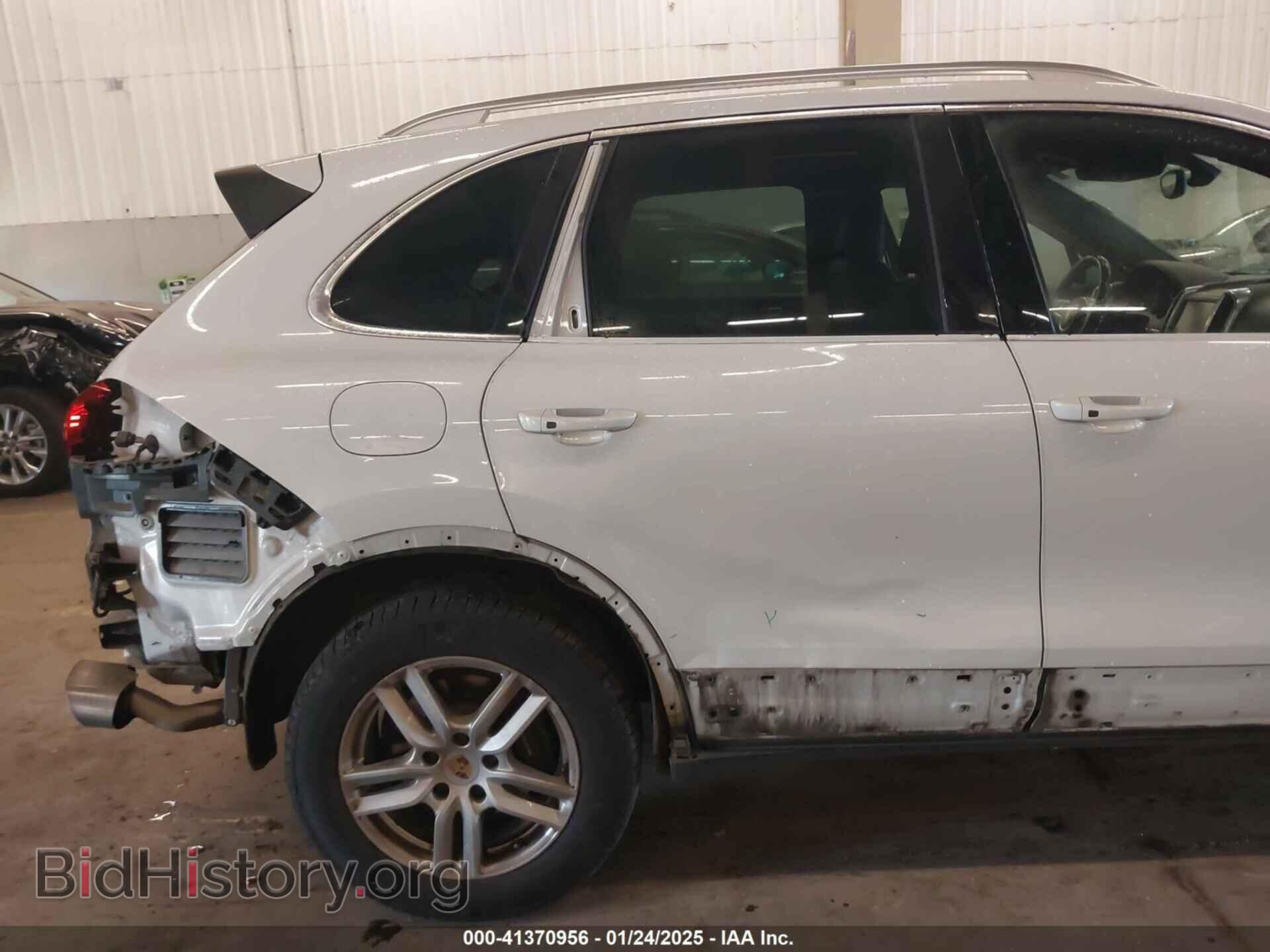 2016 PORSCHE CAYENNE - VIN: WP1AA2A26GLA10357 - Photo 20