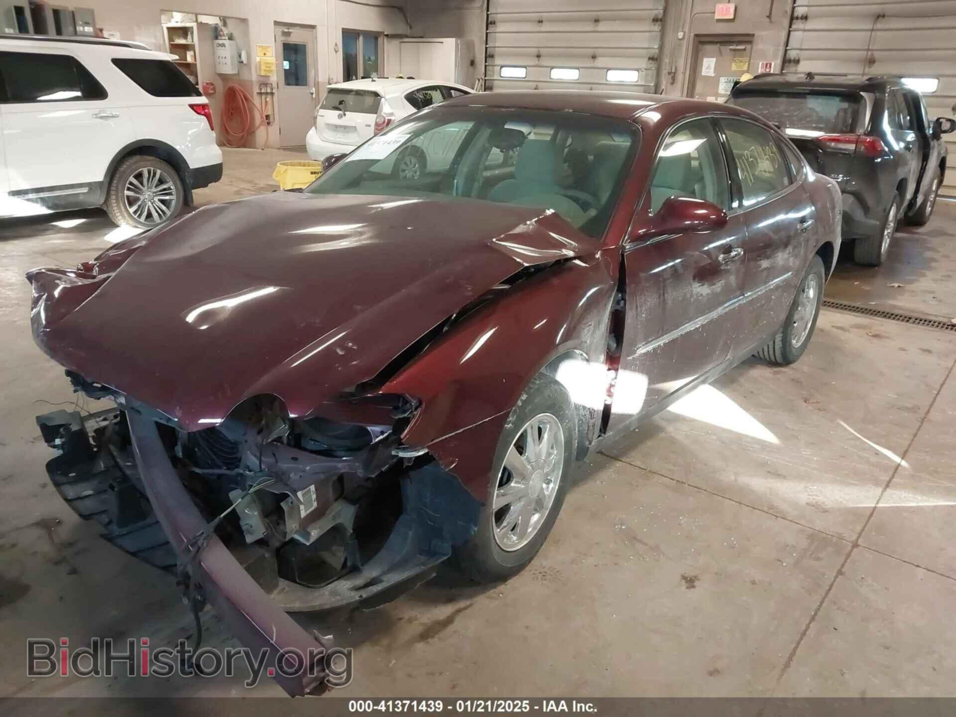 2007 BUICK LACROSSE - VIN: 2G4WC582671109982 - Фото 2