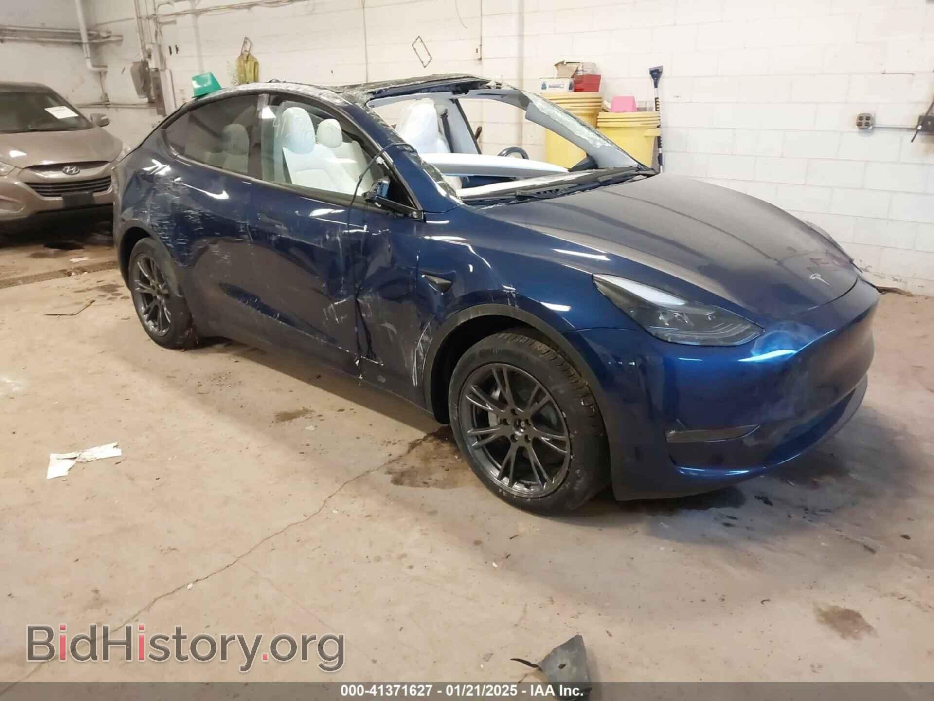 Фотография 7SAYGDEE4SF216077 - TESLA MODEL Y 2025