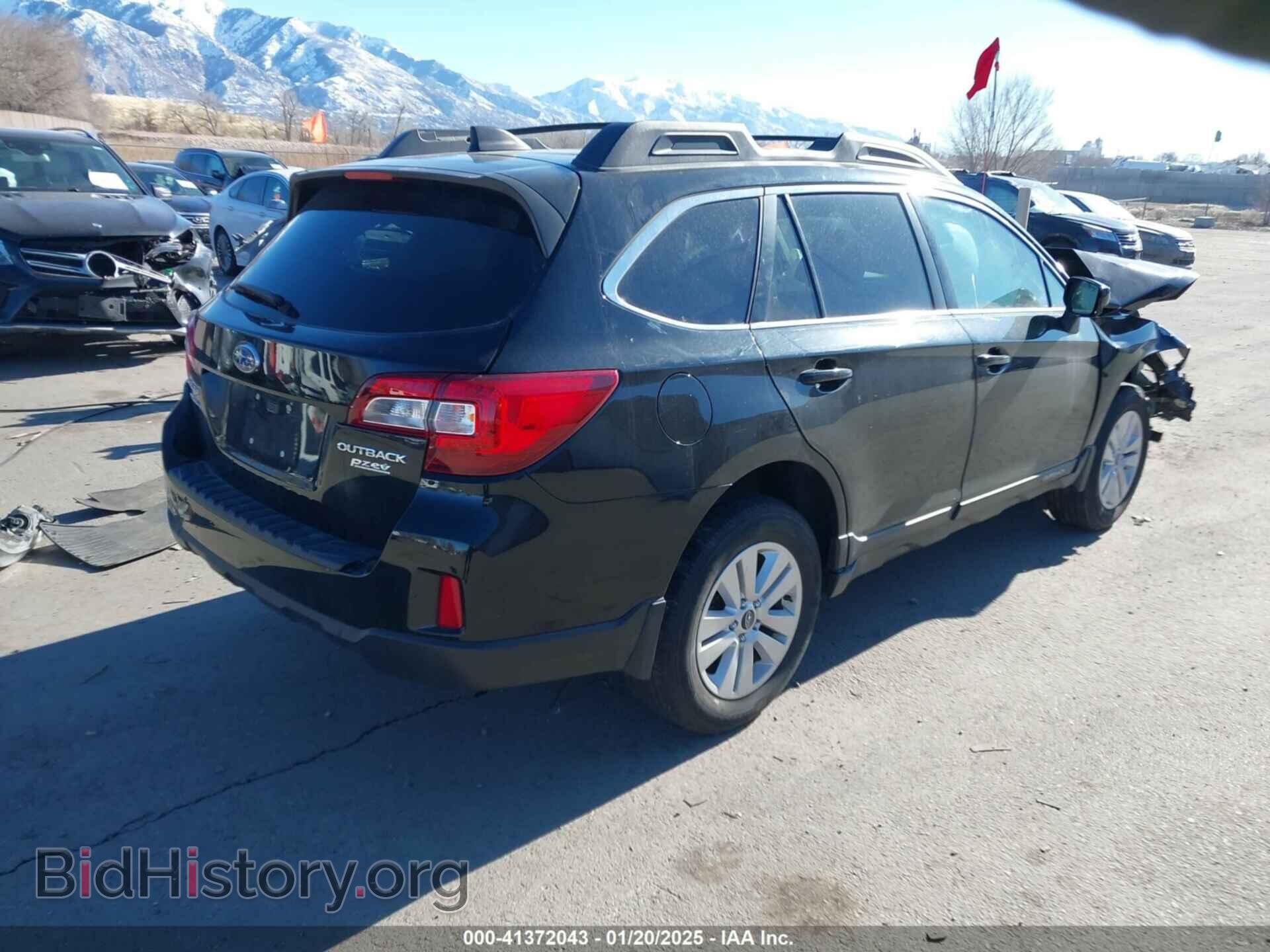 2017 SUBARU OUTBACK - VIN: 4S4BSADC4H3272098 - Фото 4
