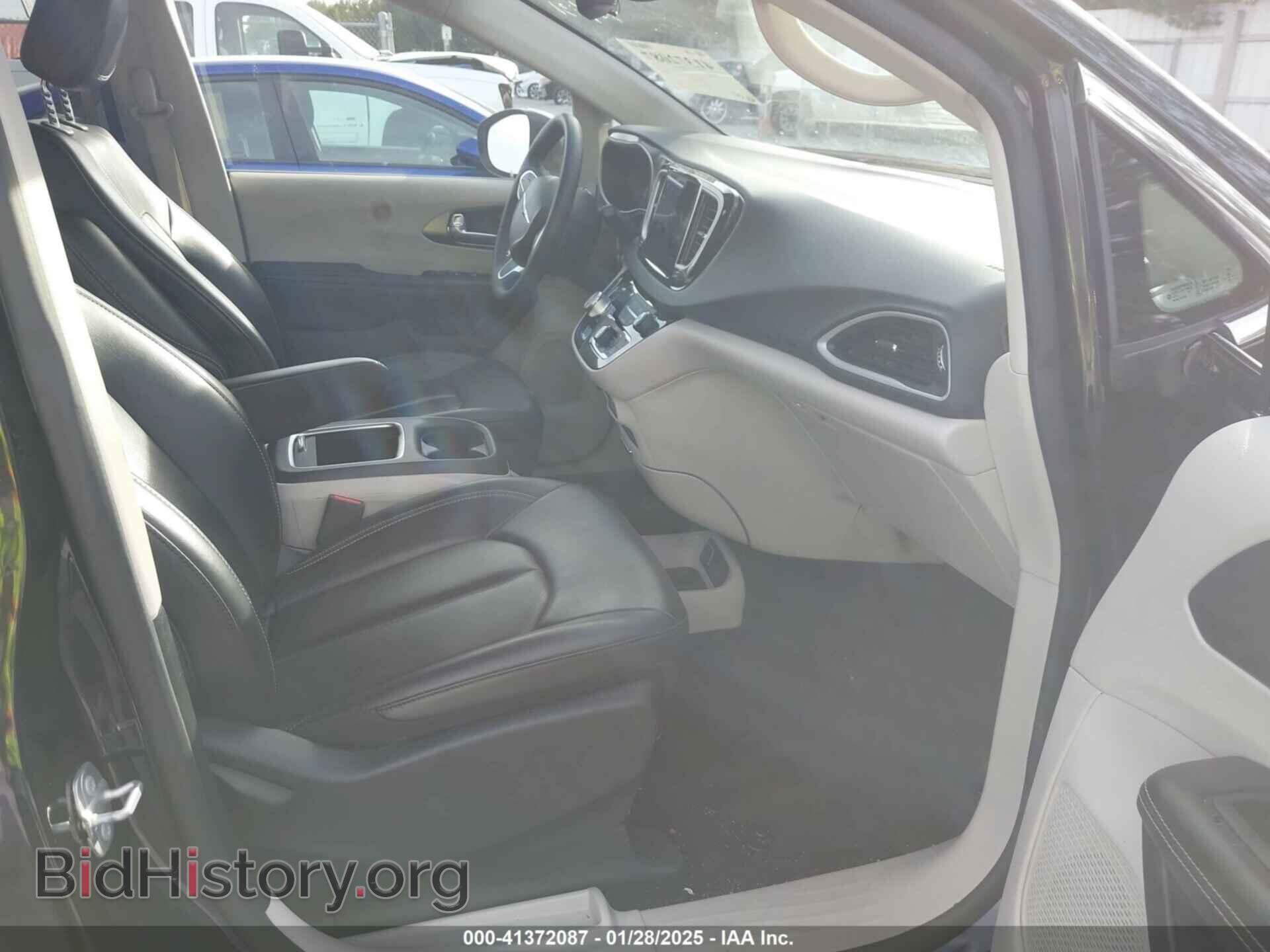 2023 CHRYSLER PACIFICA - VIN: 2C4RC1BG0PR516423 - Фото 5