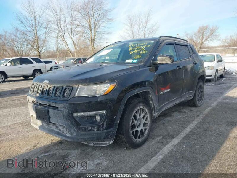 2019 Jeep COMPASS (VIN 3C4NJDBB9KT792096) — photo 2 of 16