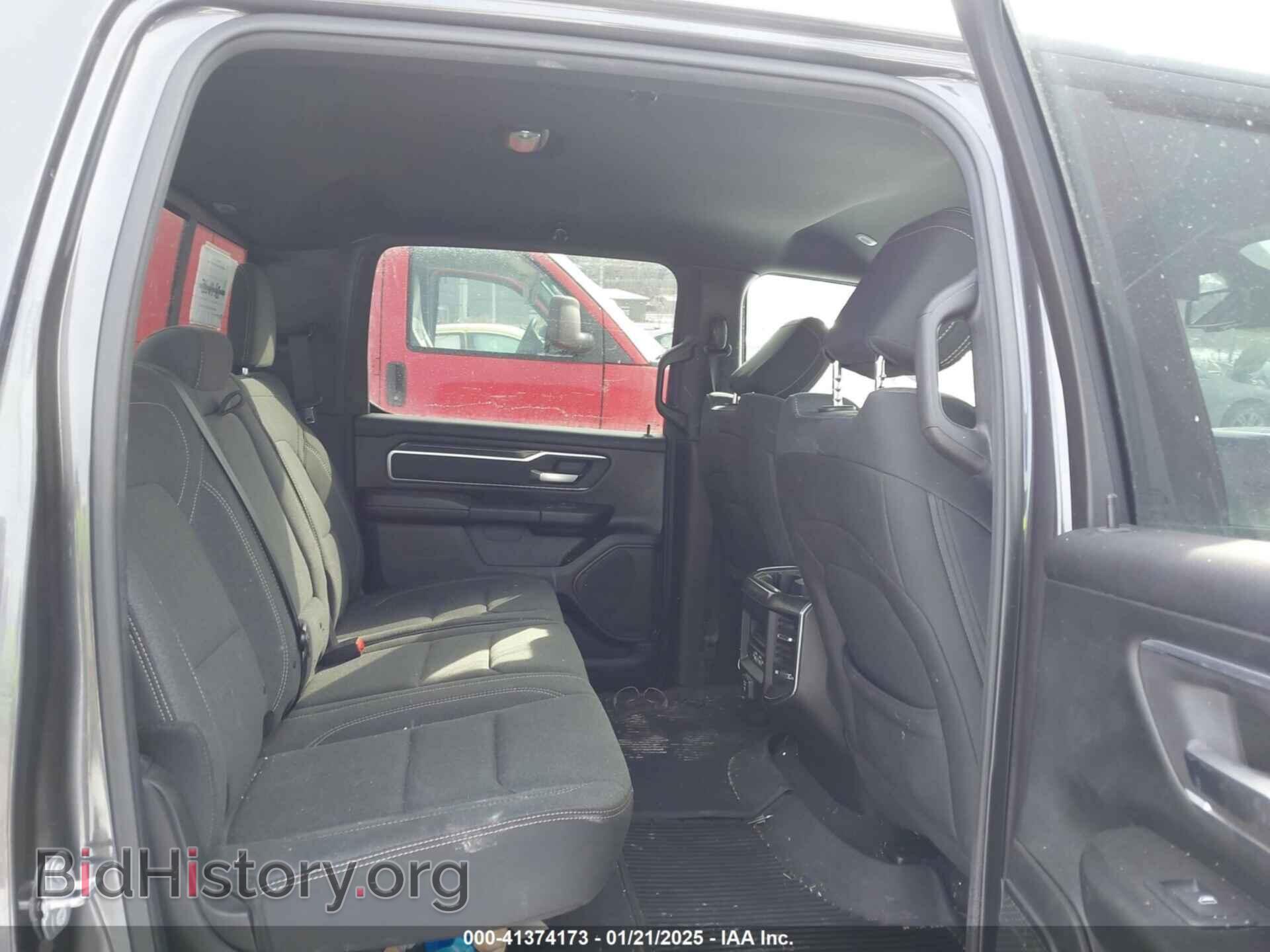 2019 RAM 1500 - VIN: 1C6SRFFTXKN697578 - Фото 8