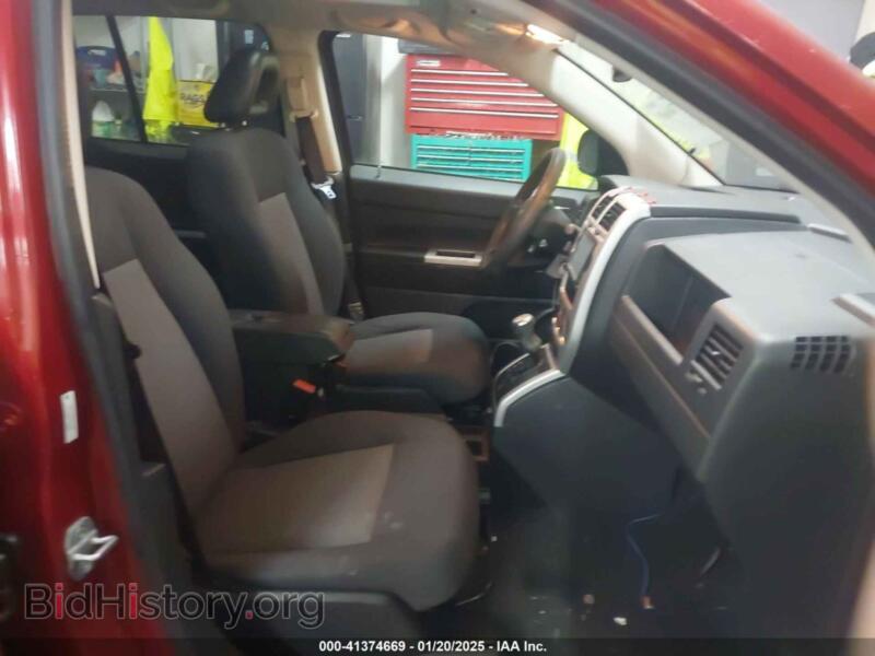 2008 Jeep COMPASS (VIN 1J8FF47W78D789139) — фото 5 из 16