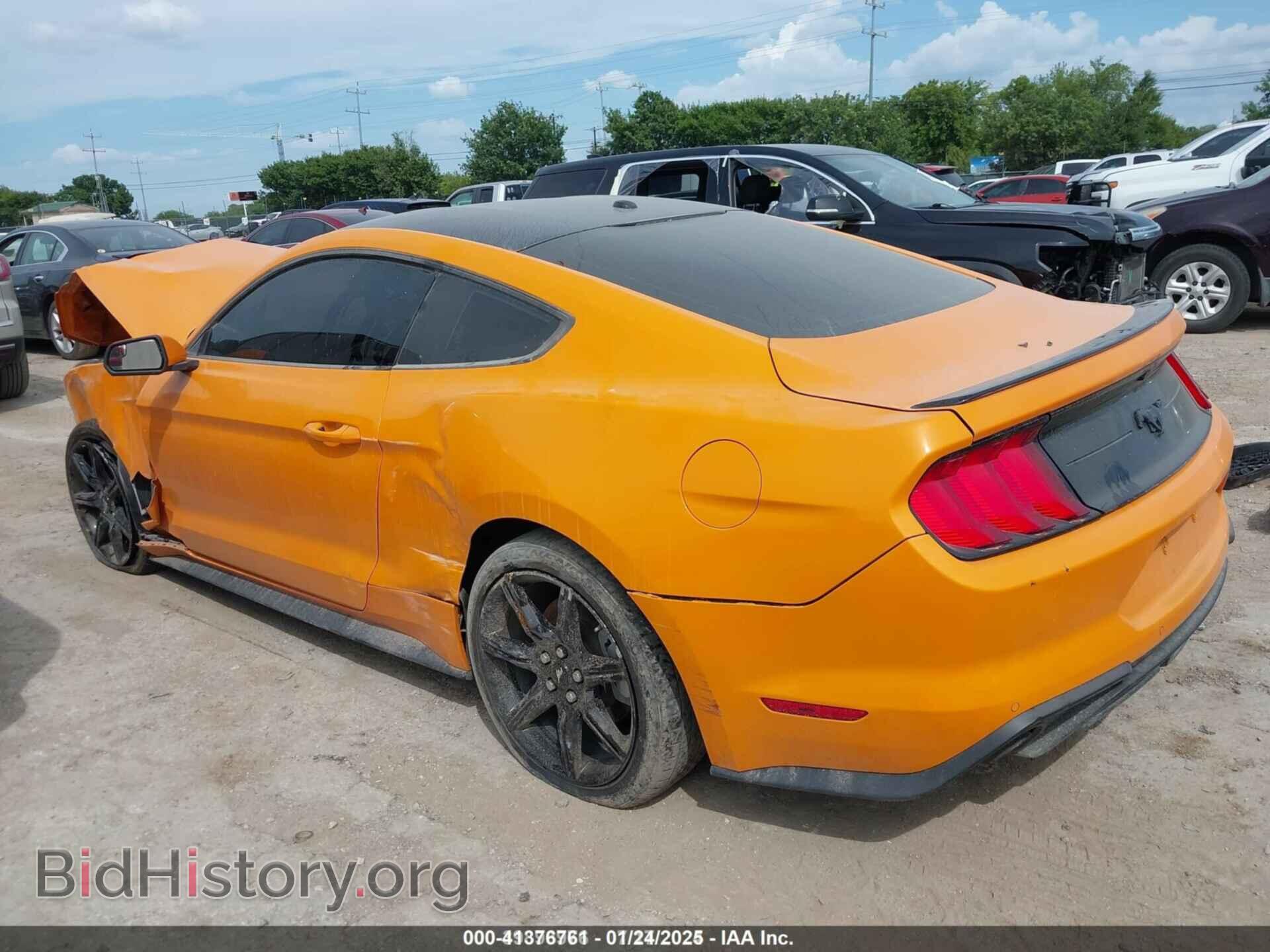 2018 FORD MUSTANG - VIN: 1FA6P8TH1J5113908 - Фото 3