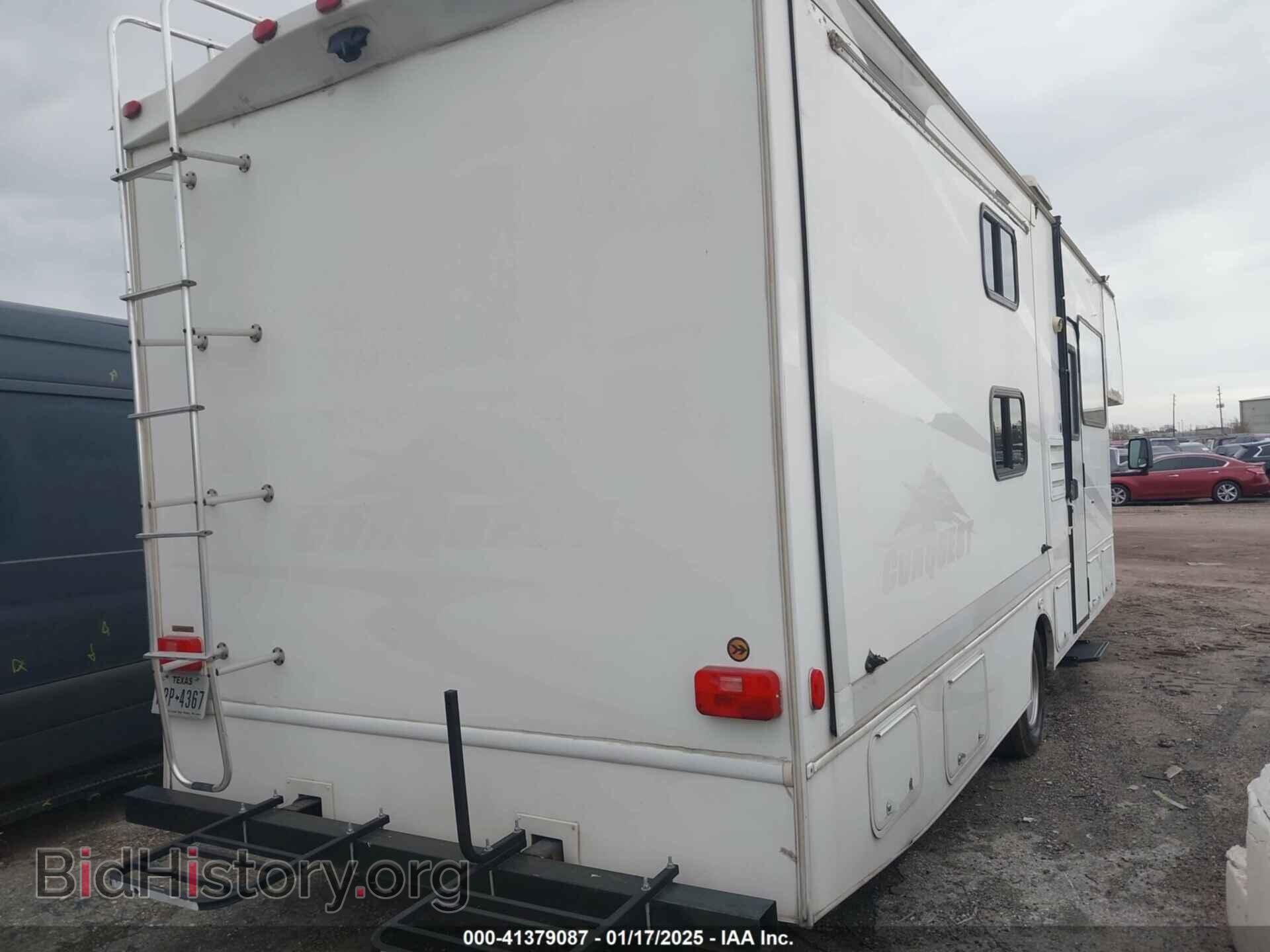 2008 FORD E-450 CUTAWAY - VIN: 1FDXE45S08DA25725 - Фото 4