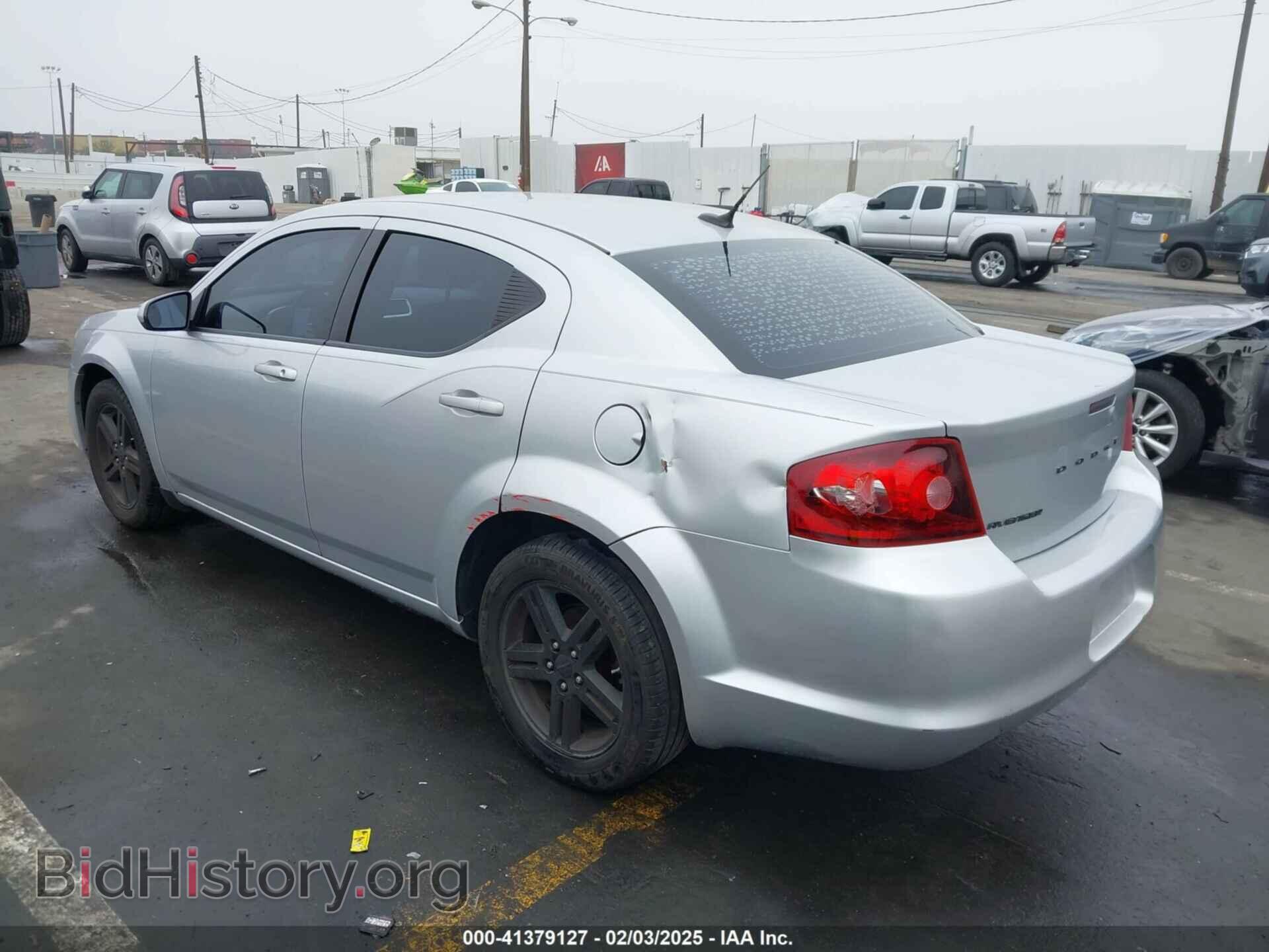 2011 DODGE AVENGER - VIN: 1B3BD1FB6BN538186 - Фото 3