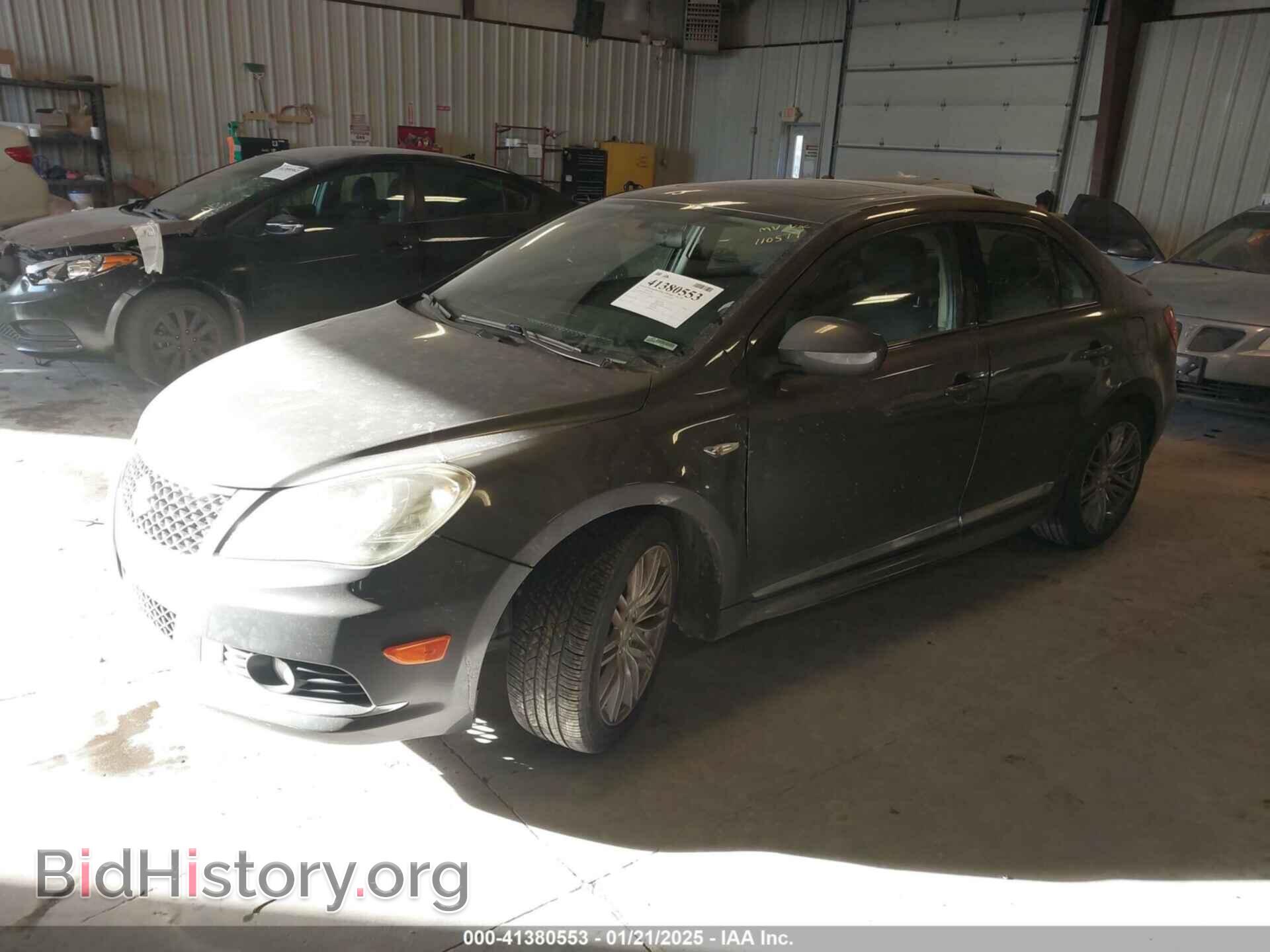2011 SUZUKI KIZASHI - VIN: JS2RF9A67B6110577 - Фото 2