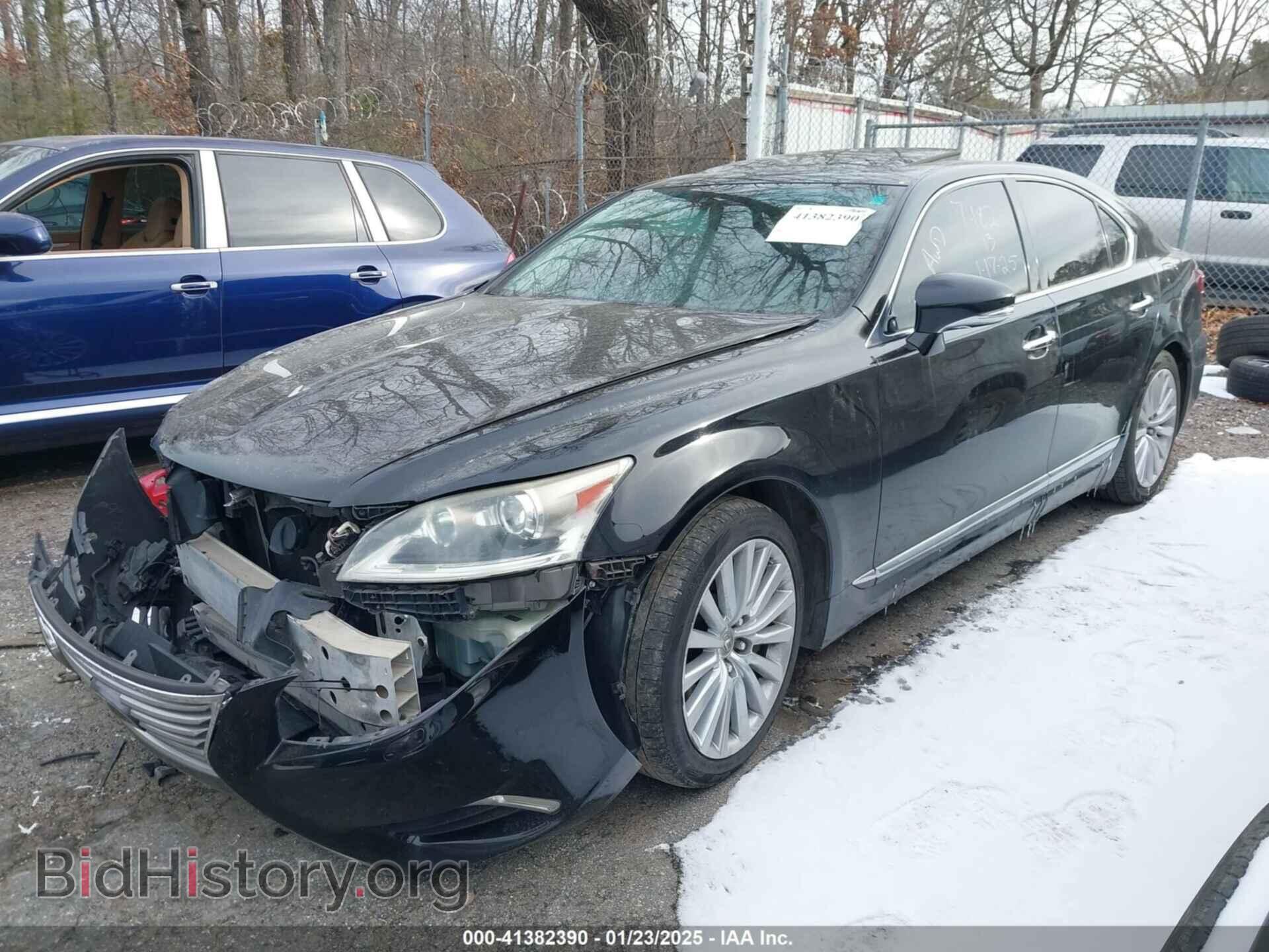 2013 LEXUS LS 460 - VIN: JTHCL5EF9D5017482 - Photo 2