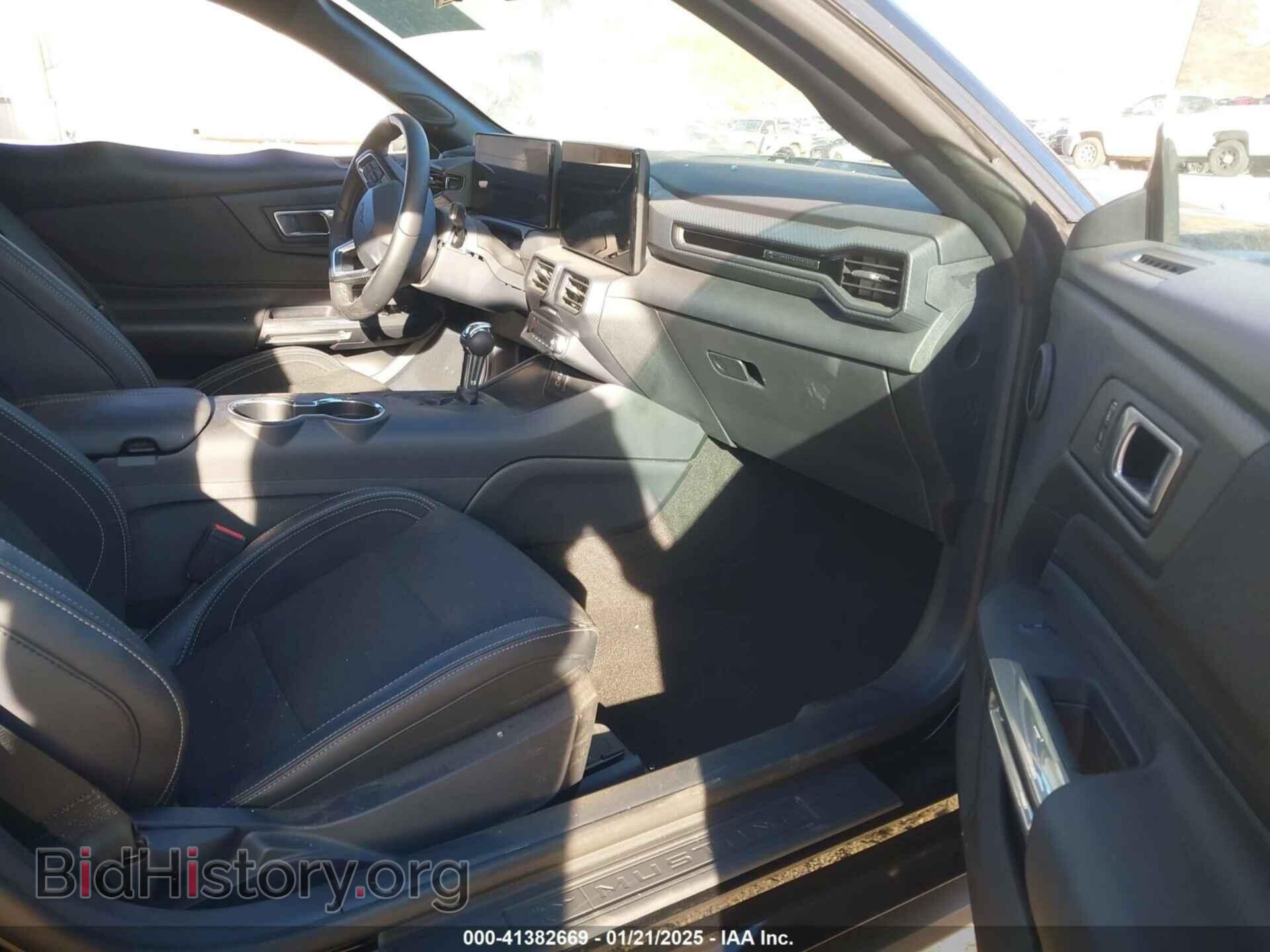 2024 FORD MUSTANG - VIN: 1FA6P8TH5R5113972 - Фото 5