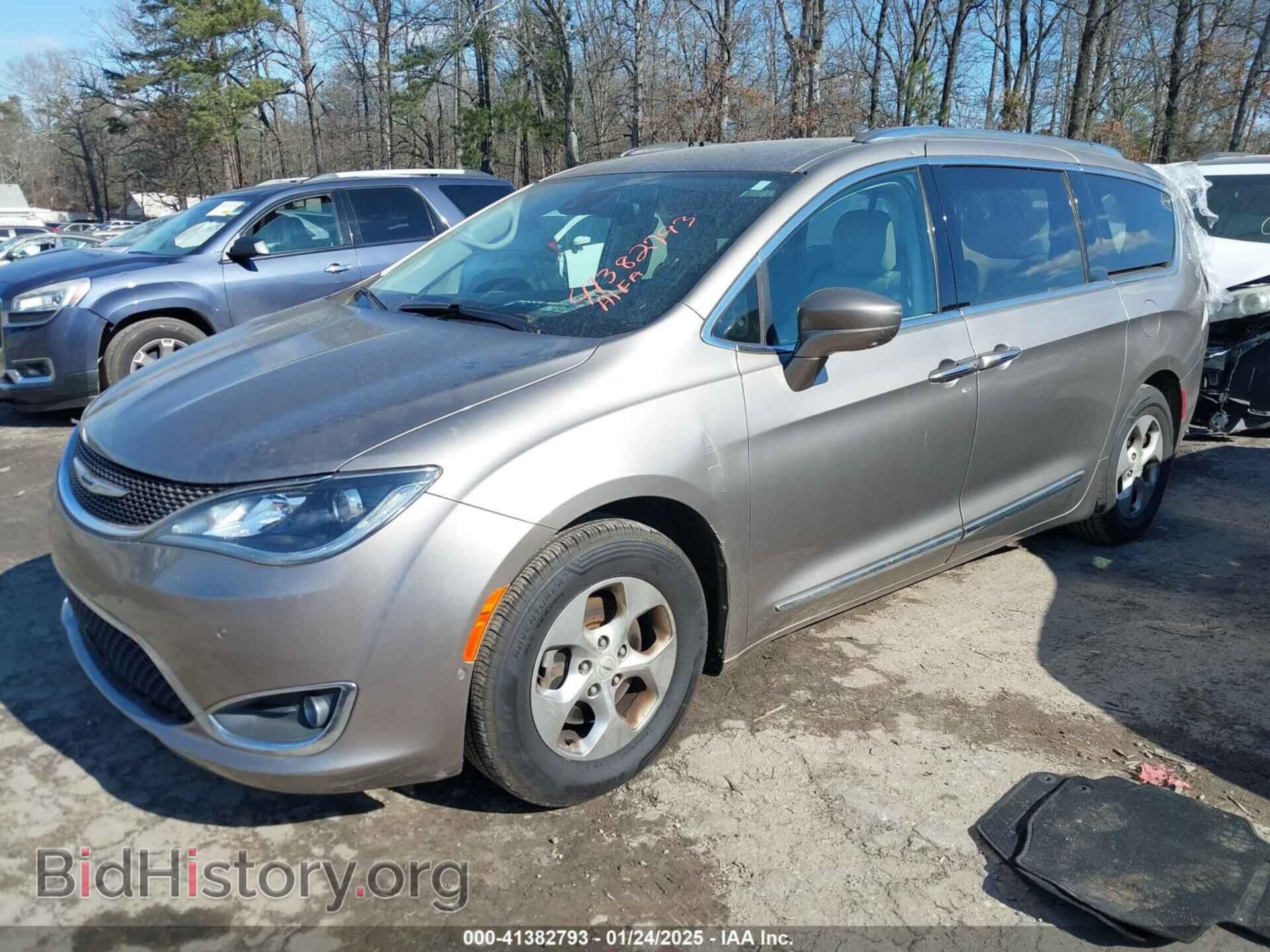 2017 CHRYSLER PACIFICA - VIN: 2C4RC1EG8HR653560 - Фото 2