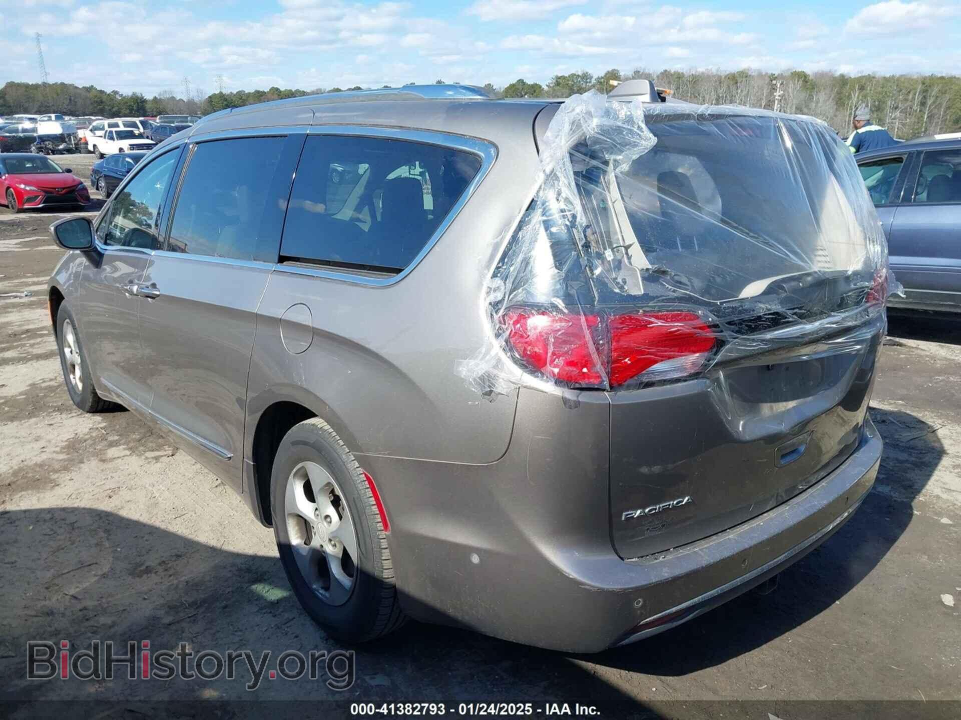 2017 CHRYSLER PACIFICA - VIN: 2C4RC1EG8HR653560 - Фото 3