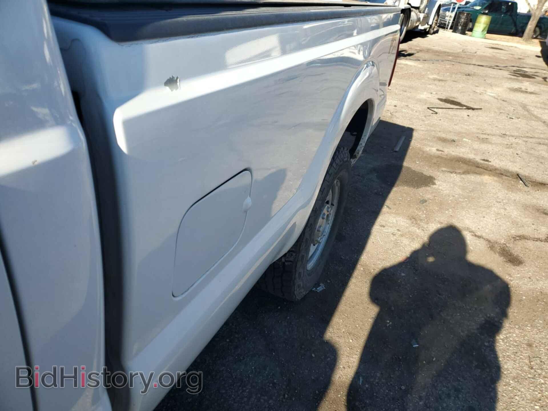 2013 FORD F-250 - VIN: 1FT7W2B68DEA87357 - Фото 2