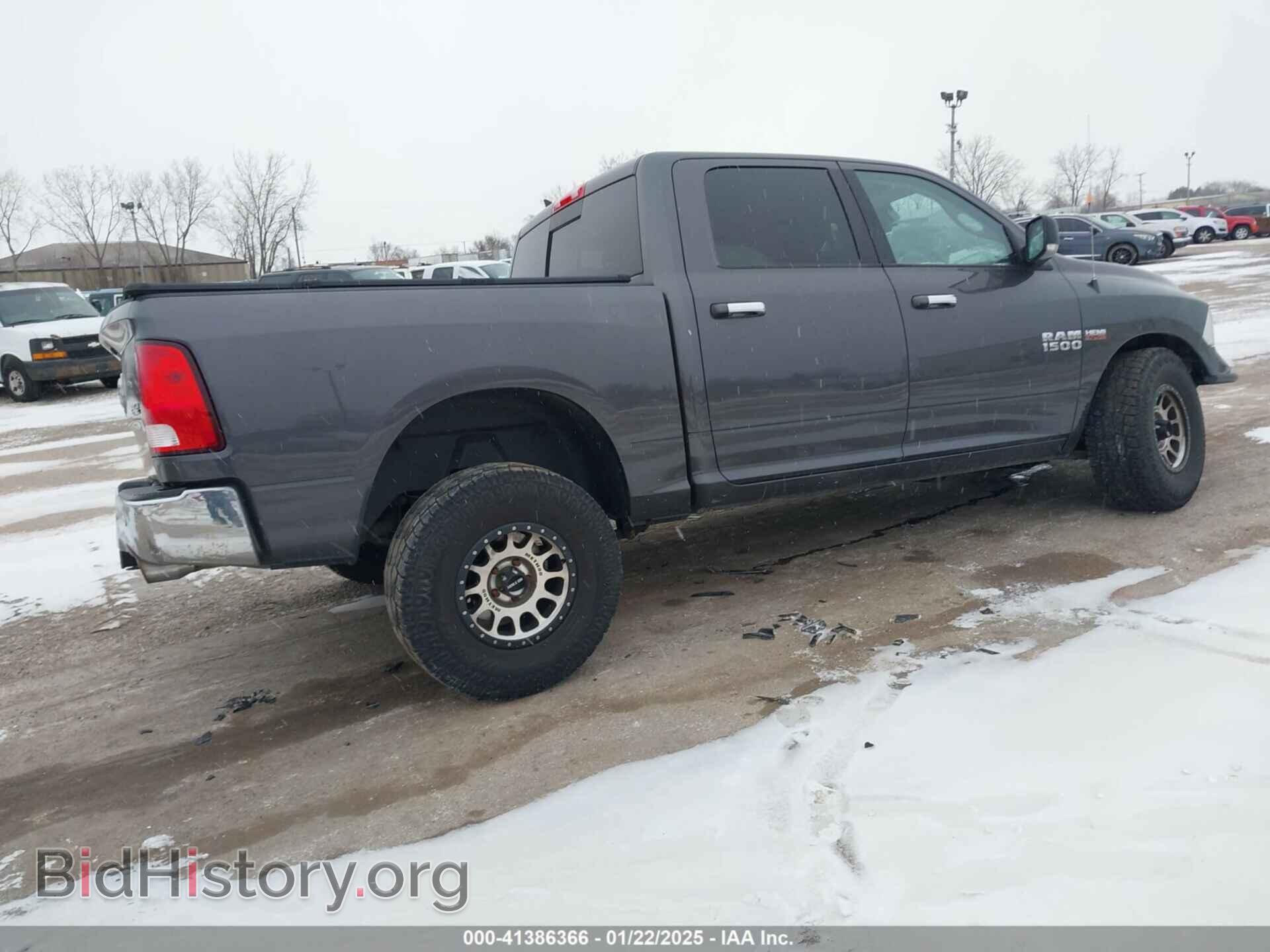 2018 RAM 1500 - VIN: 1C6RR7LT3JS329428 - Фото 4