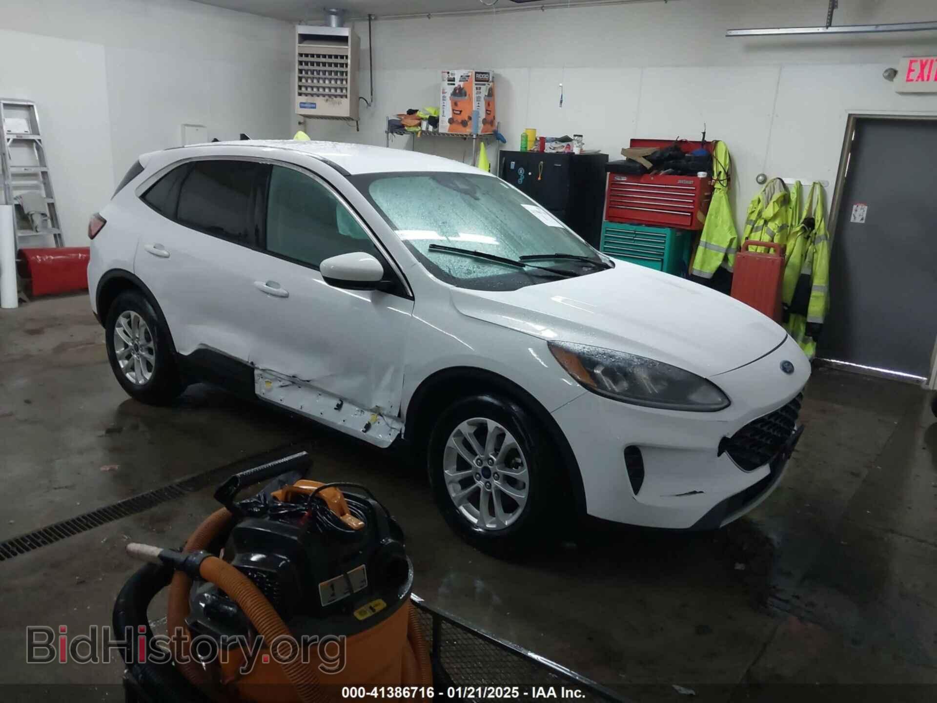 Photo 1FMCU0G65LUA83378 - FORD ESCAPE 2020