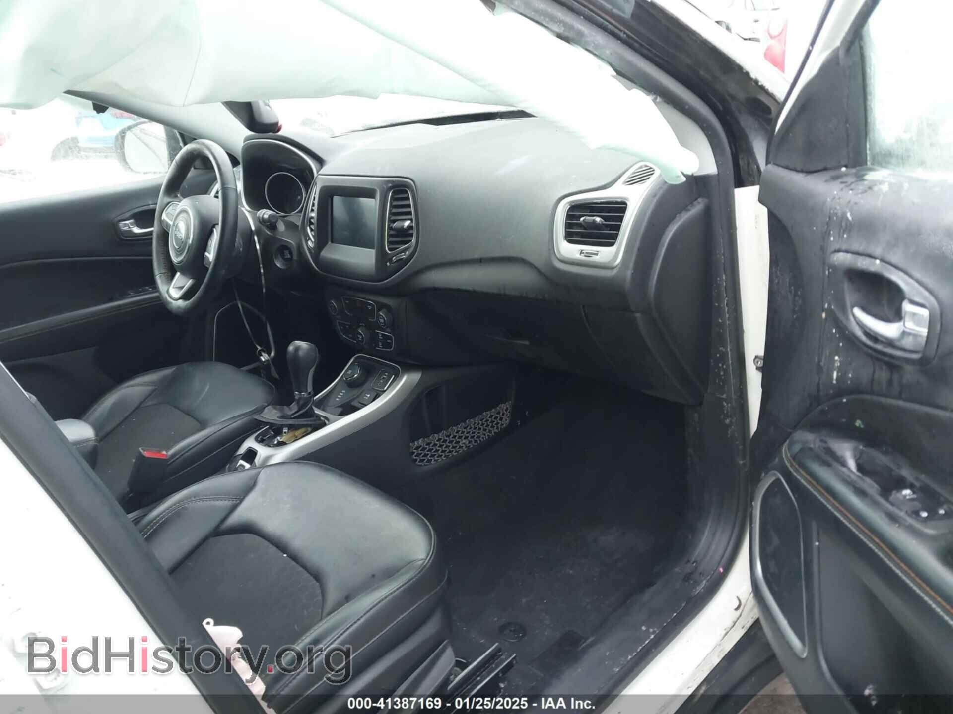 2018 JEEP COMPASS - VIN: 3C4NJDBB3JT307076 - Фото 5