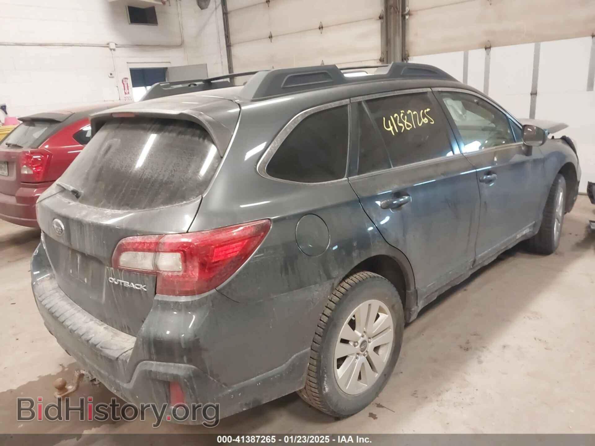 2018 SUBARU OUTBACK - VIN: 4S4BSAAC9J3263620 - Фото 4