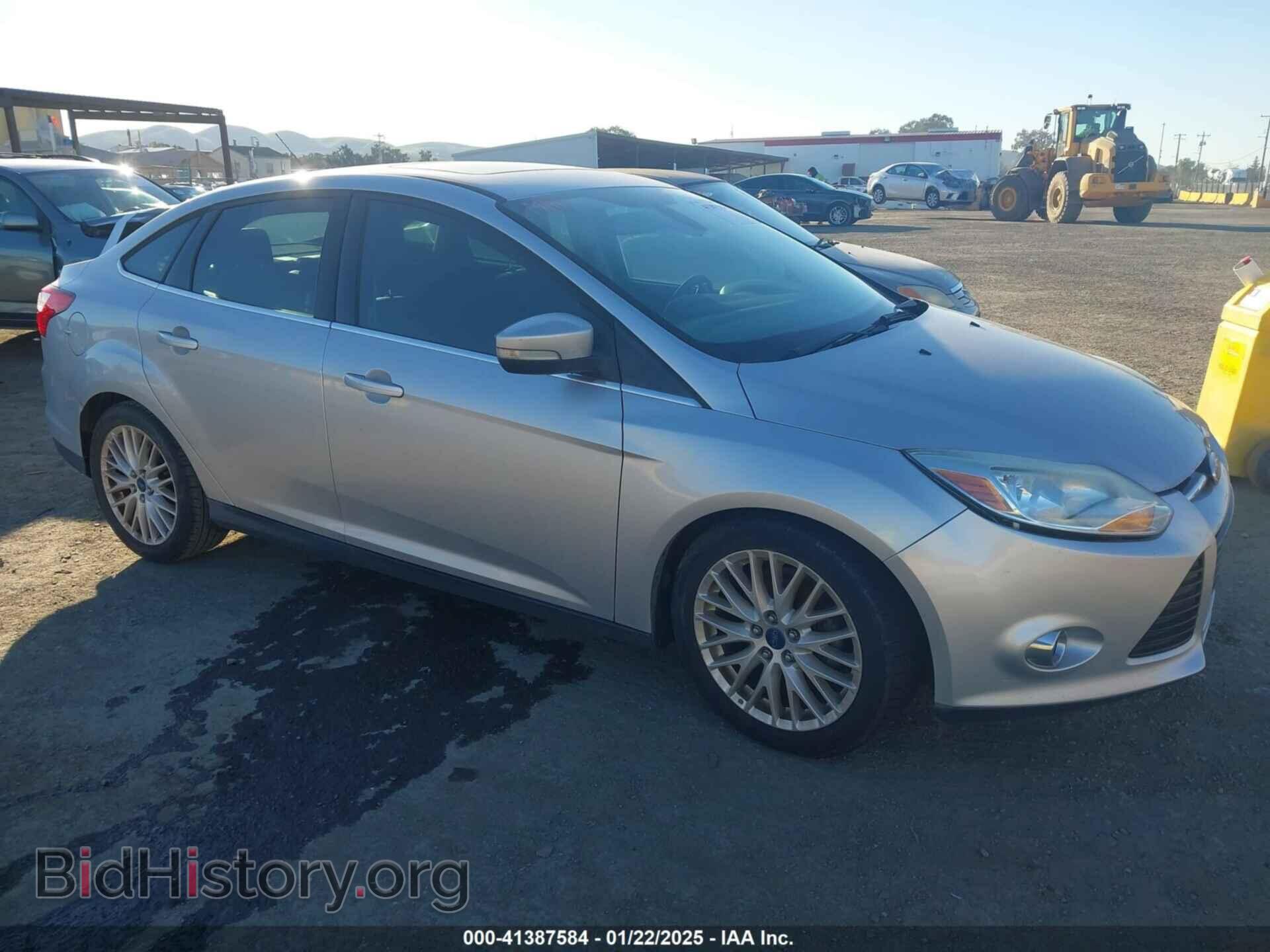 Фотография 1FAHP3H24CL367739 - FORD FOCUS 2012