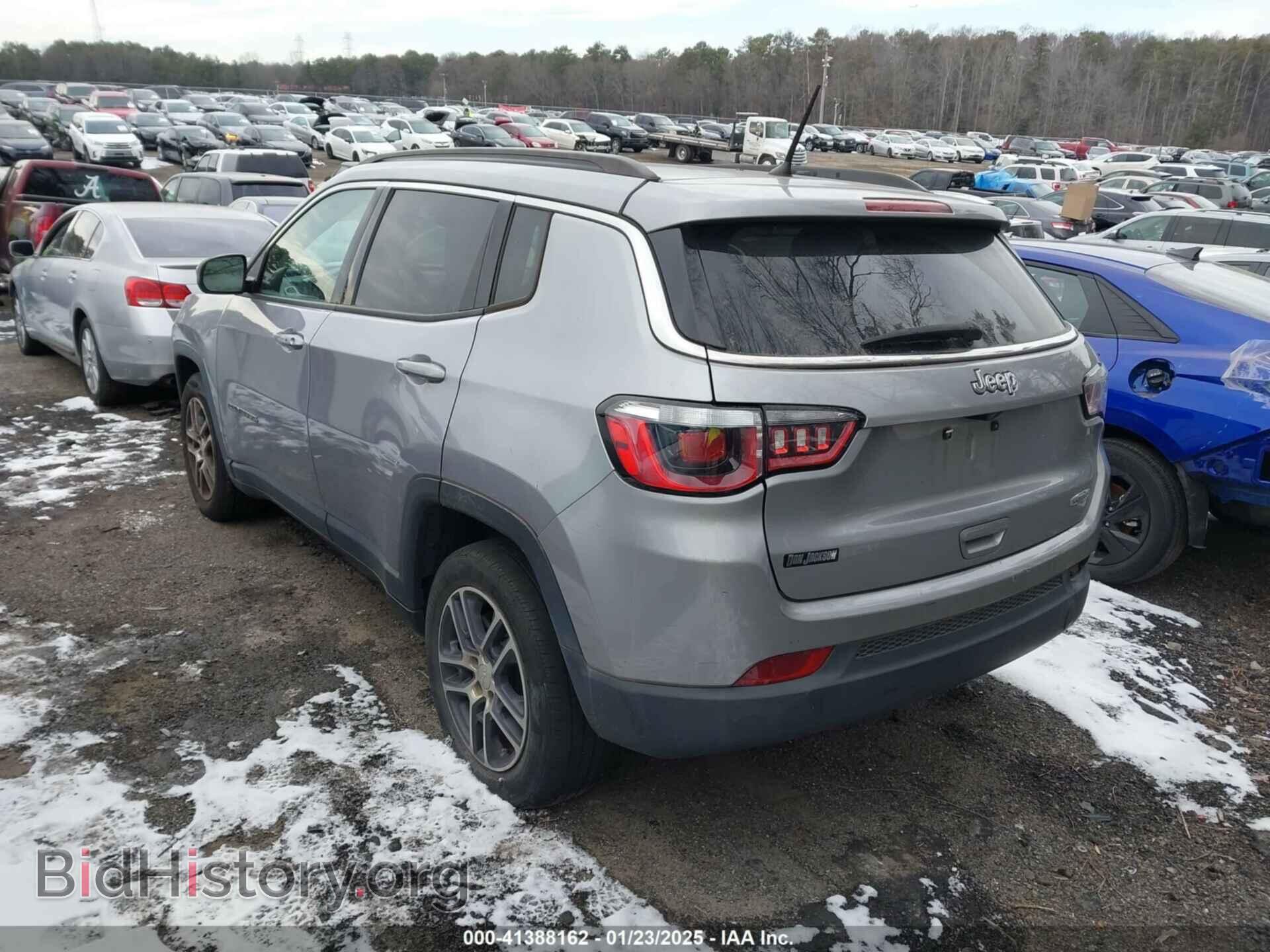 2018 JEEP COMPASS - VIN: 3C4NJCBB7JT487561 - Фото 3