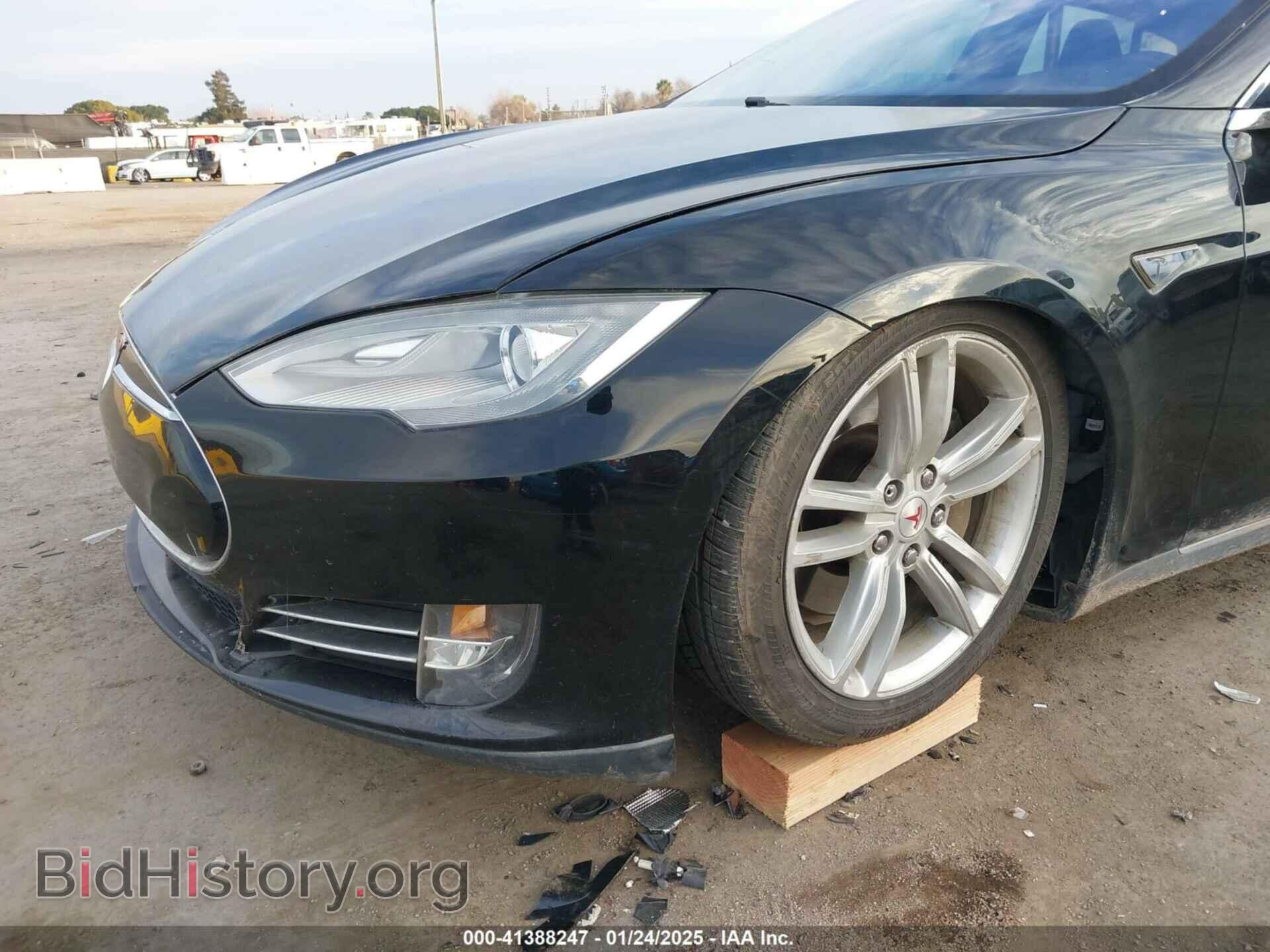 2013 TESLA MODEL S - VIN: 5YJSA1AG0DFP12913 - Фото 6