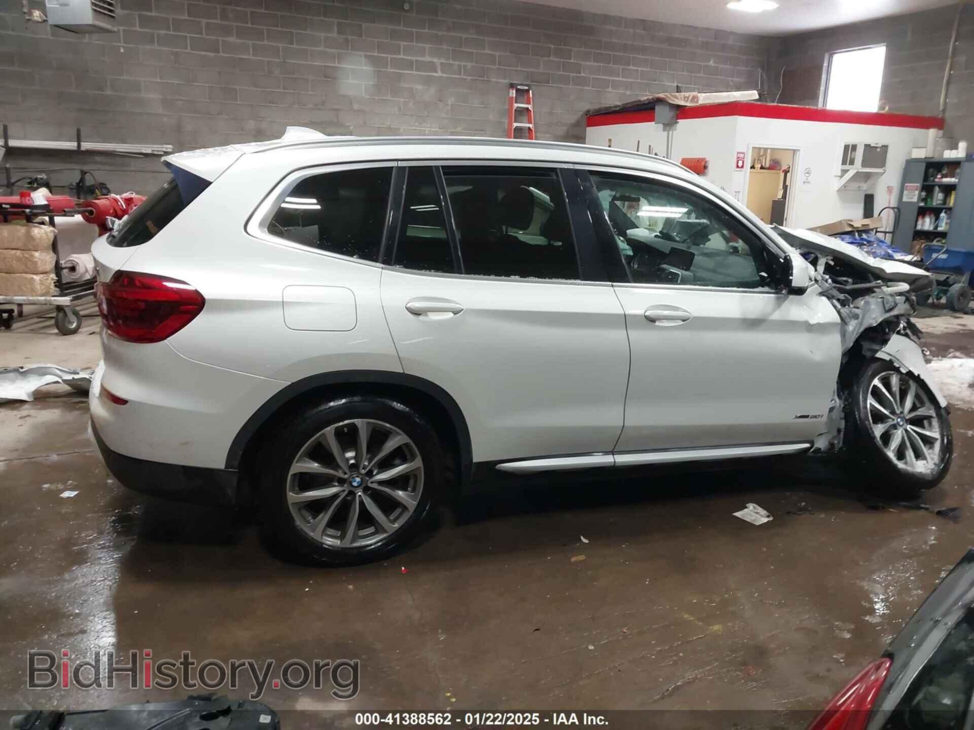 2018 BMW X3 - VIN: 5UXTR9C50JLD65021 - Фото 13