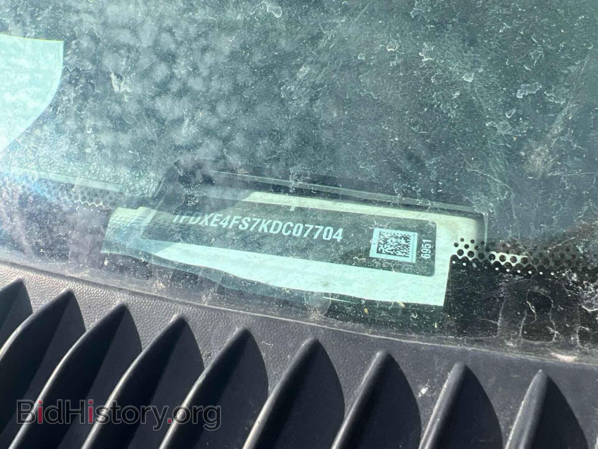 2019 FORD ECONOLINE - VIN: 1FDXE4FS7KDC07704 - Фото 3