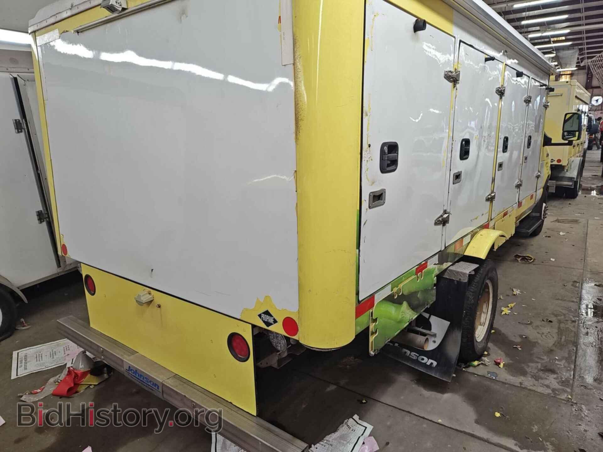 2018 FORD ECONOLINE - VIN: 1FDXE4FS0JDC33219 - Фото 3