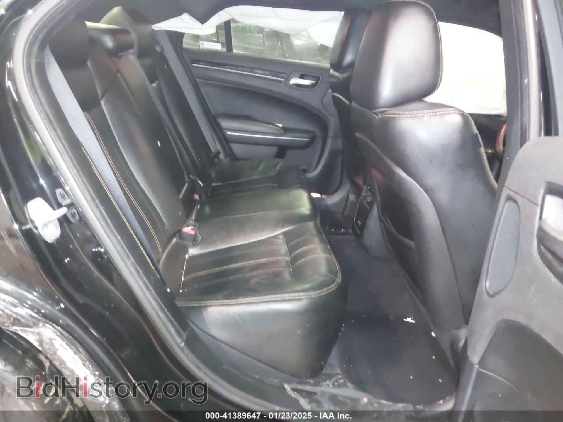 2017 CHRYSLER 300 - VIN: 2C3CCABG4HH668772 - Фото 8