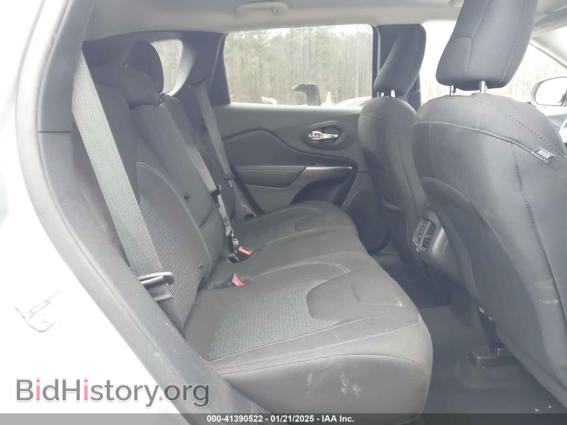 2019 JEEP CHEROKEE - VIN: 1C4PJMCB4KD425944 - Фото 8