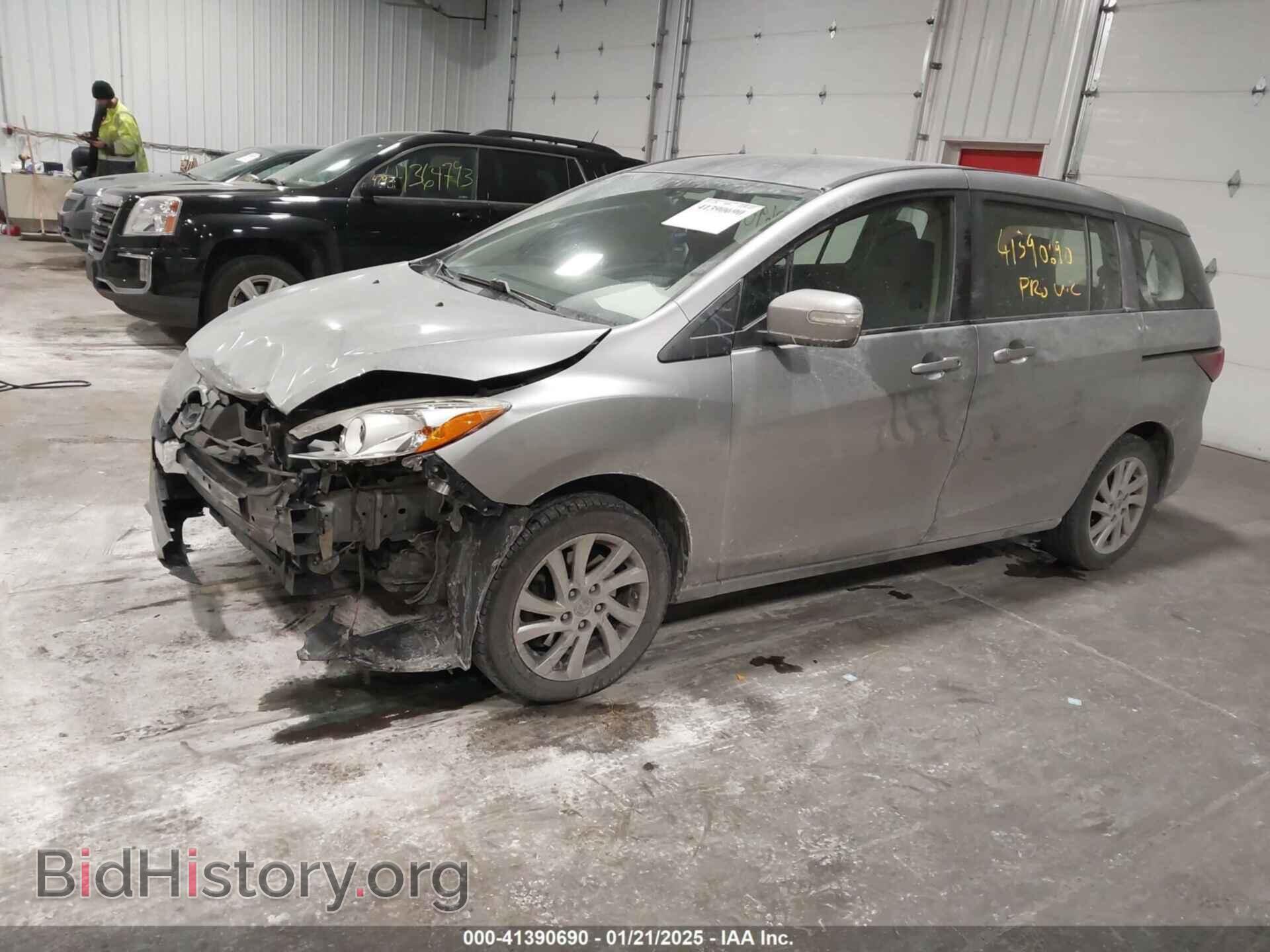 2014 MAZDA MAZDA5 - VIN: JM1CW2BL4E0172666 - Фото 2
