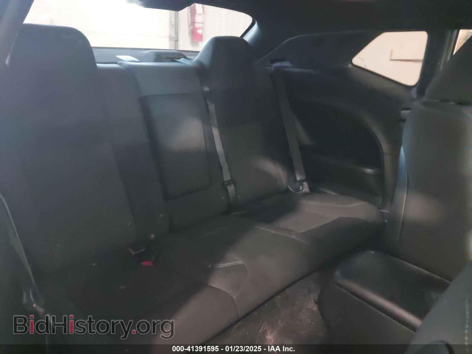 2017 DODGE CHALLENGER - VIN: 2C3CDZAG2HH574239 - Фото 8