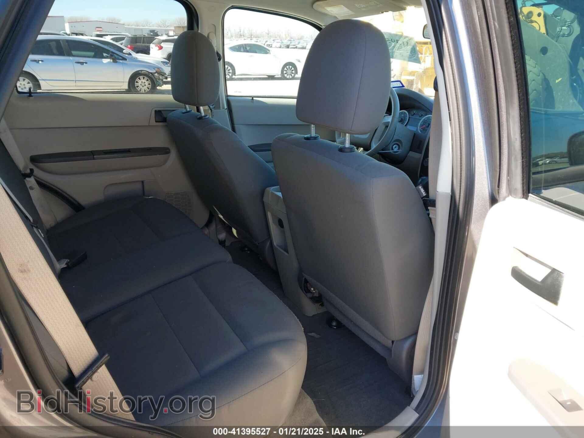 2011 FORD ESCAPE - VIN: 1FMCU0C72BKB99789 - Фото 8