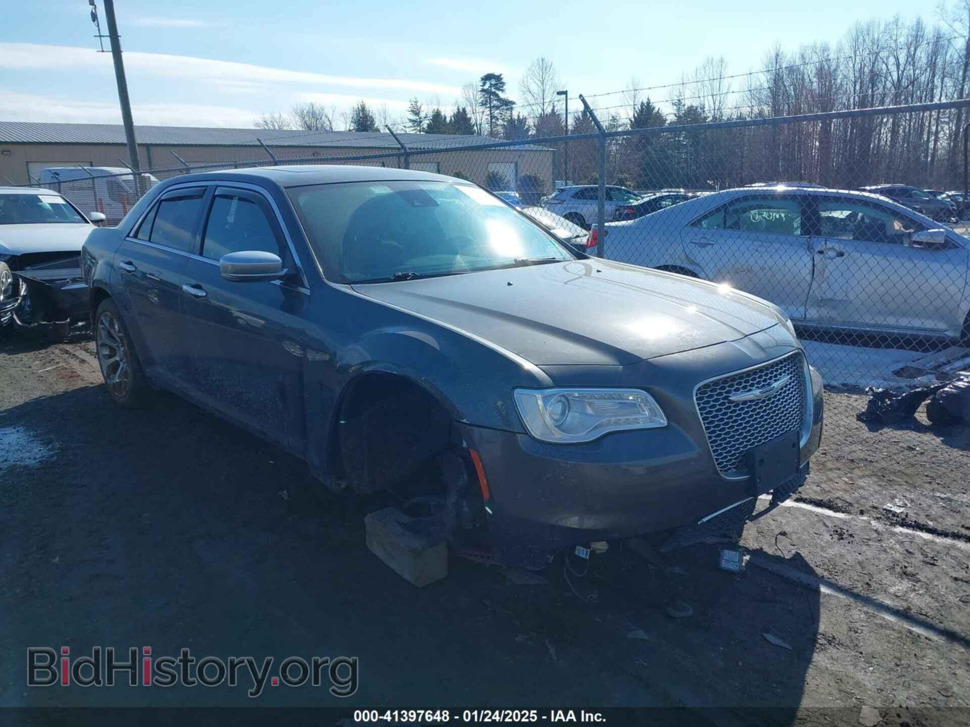 Photo 2C3CCAPT3KH595231 - CHRYSLER 300 2019