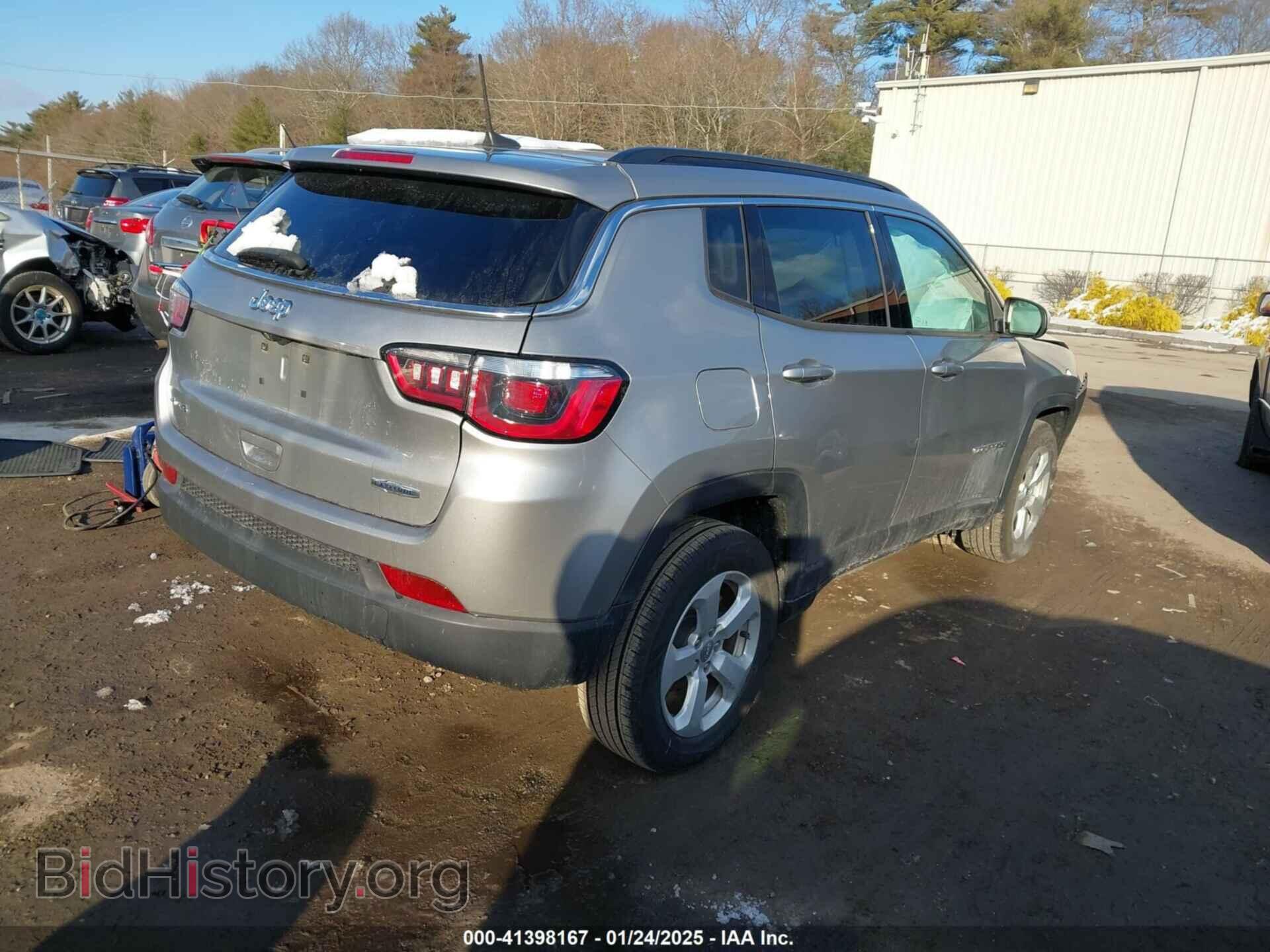 2019 JEEP COMPASS - VIN: 3C4NJDBB4KT850342 - Фото 4