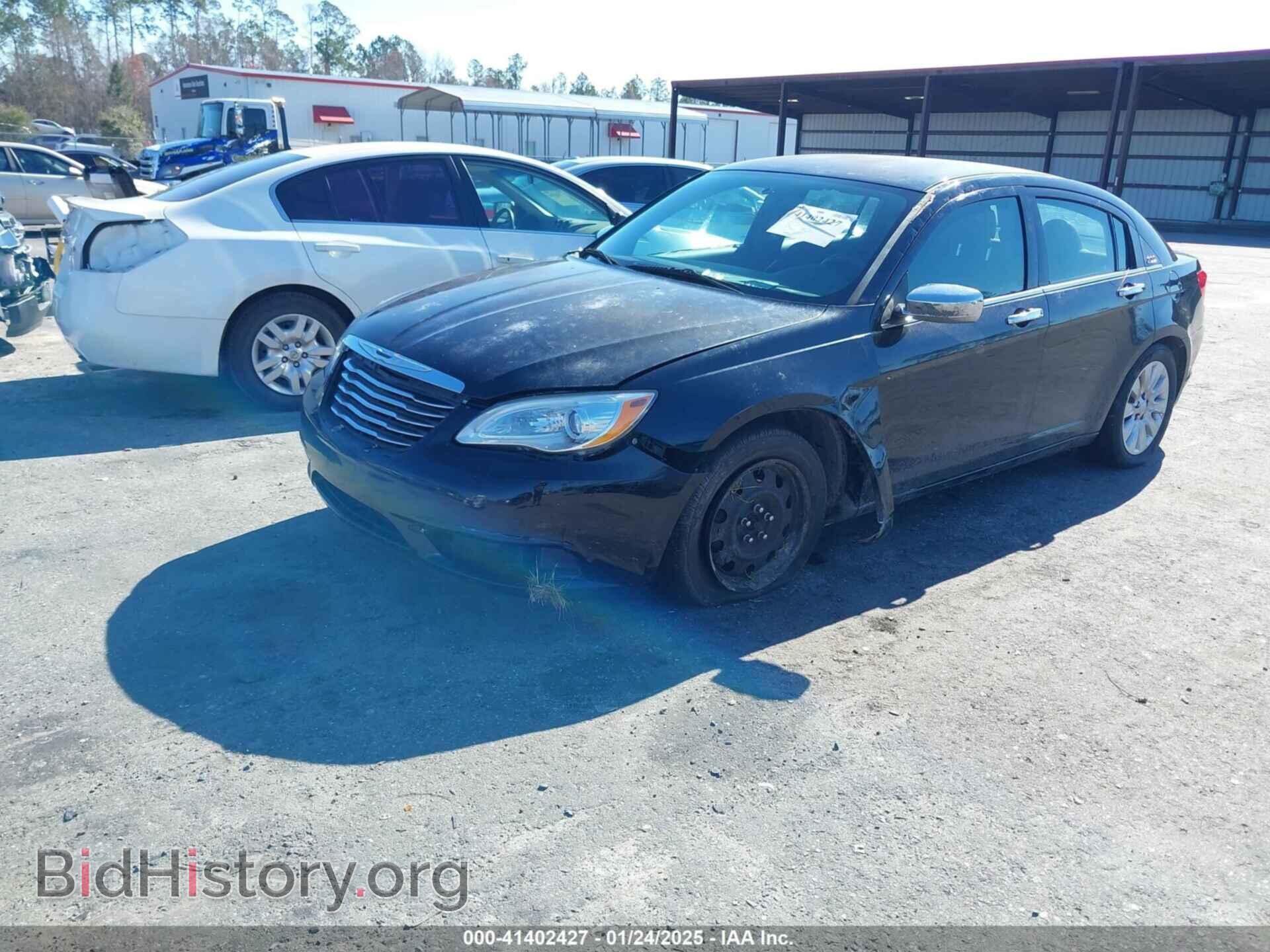 2014 CHRYSLER 200 - VIN: 1C3CCBAB0EN168459 - Фото 2