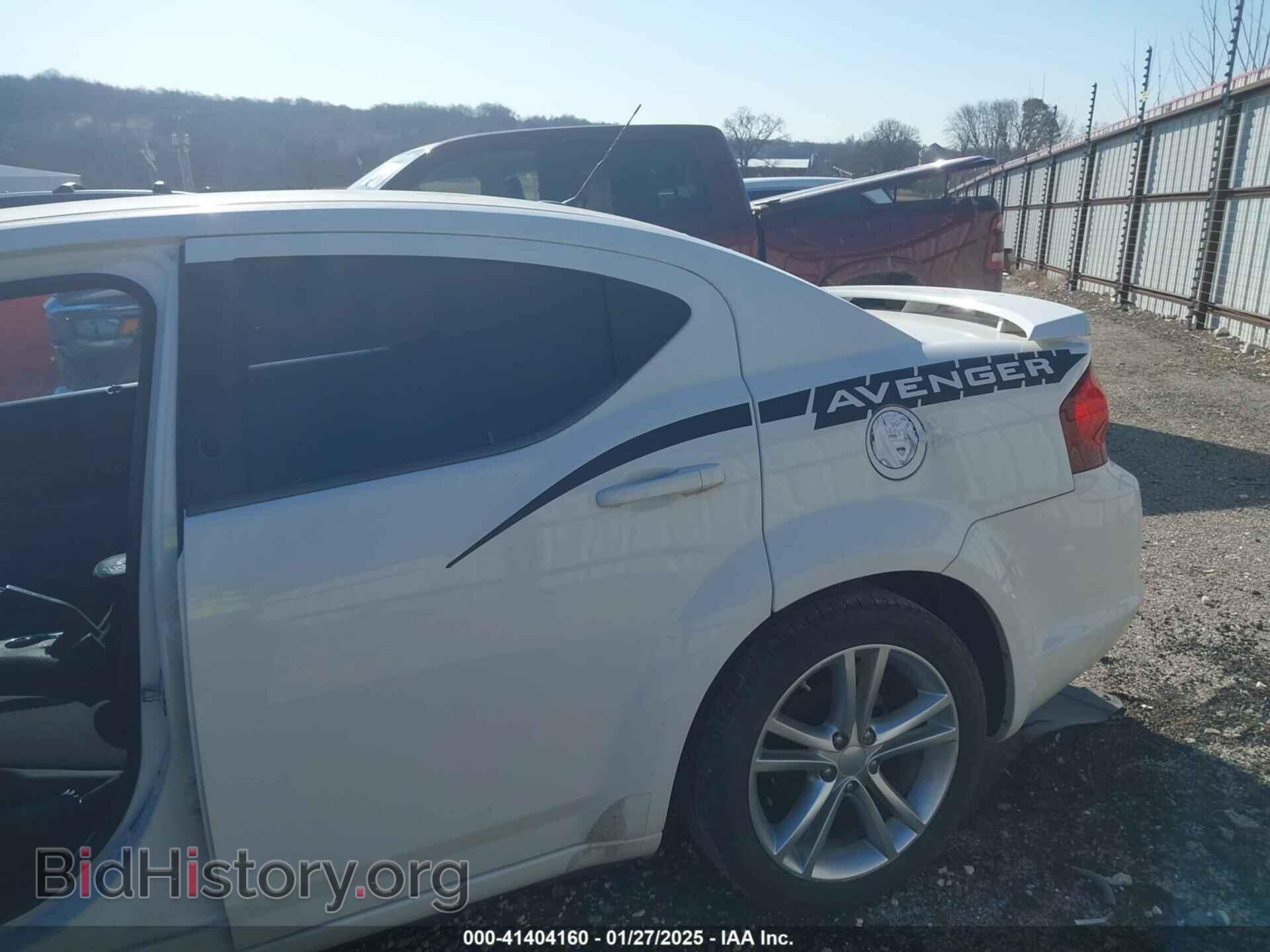 2011 DODGE AVENGER - VIN: 1B3BD1FG8BN523216 - Фото 6
