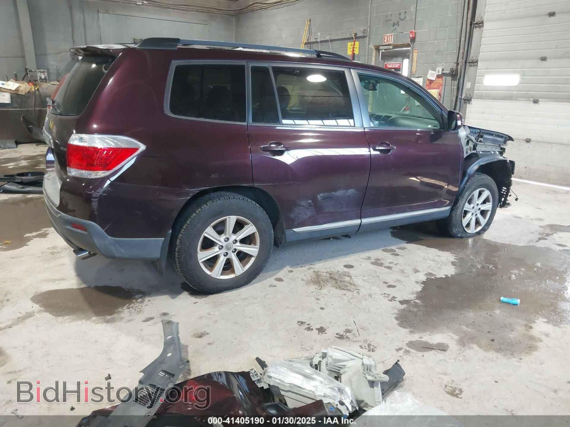 2011 TOYOTA HIGHLANDER - VIN: 5TDBK3EH2BS075740 - Фото 4