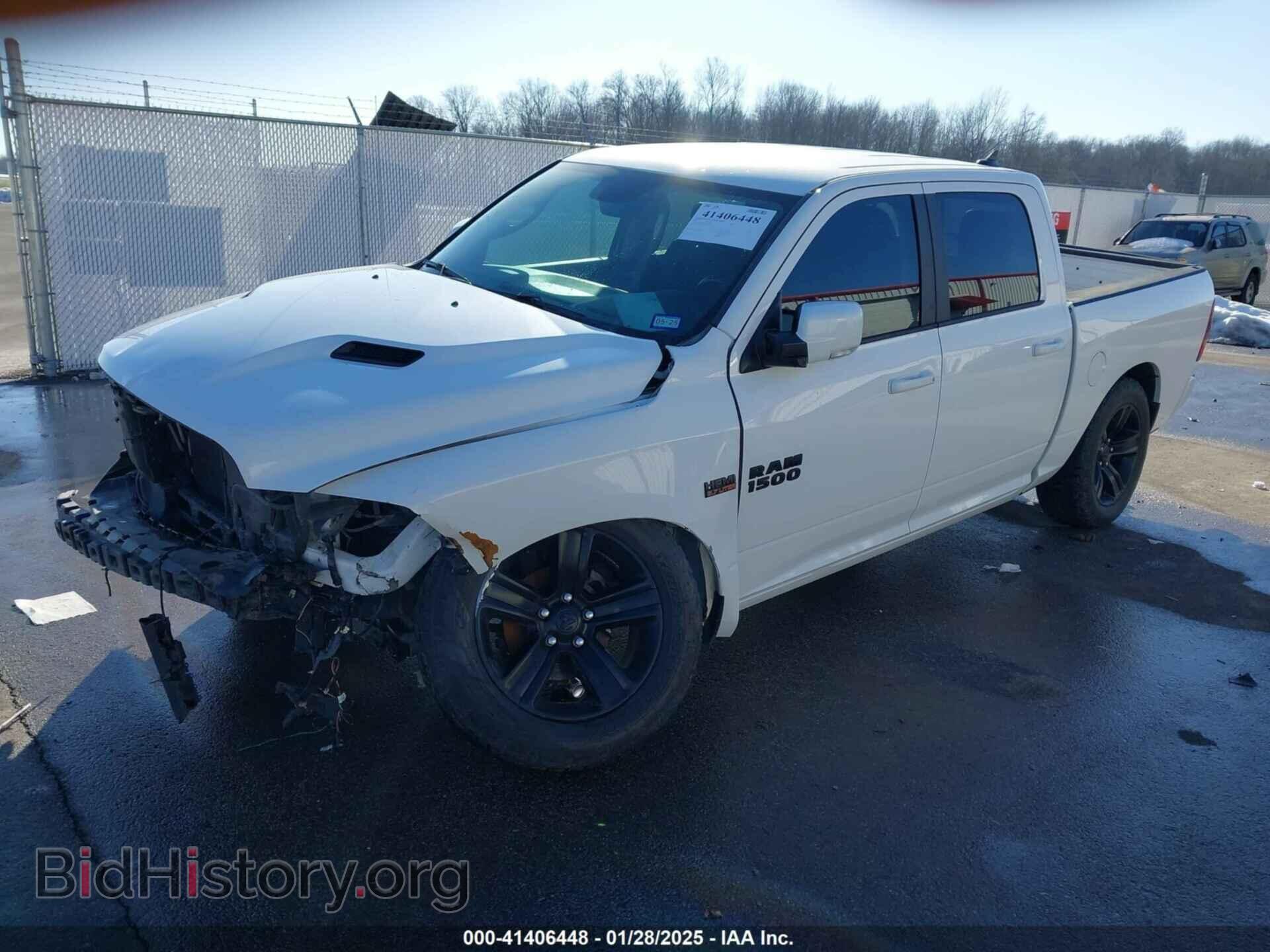 2017 RAM 1500 - VIN: 1C6RR6MT2HS574384 - Фото 2