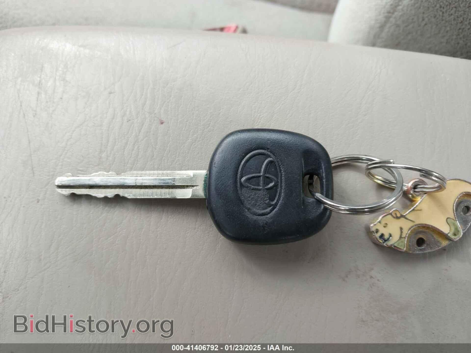 2008 TOYOTA COROLLA - VIN: 1NXBR32E68Z942014 - Фото 11
