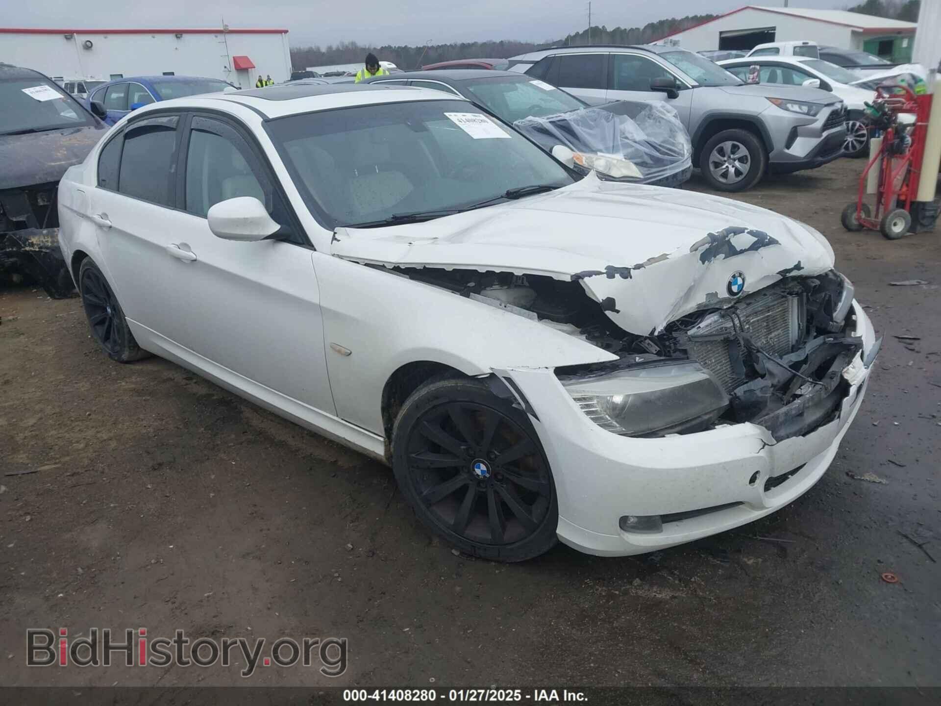Фотография WBAPH7C54BE851406 - BMW 328I 2011