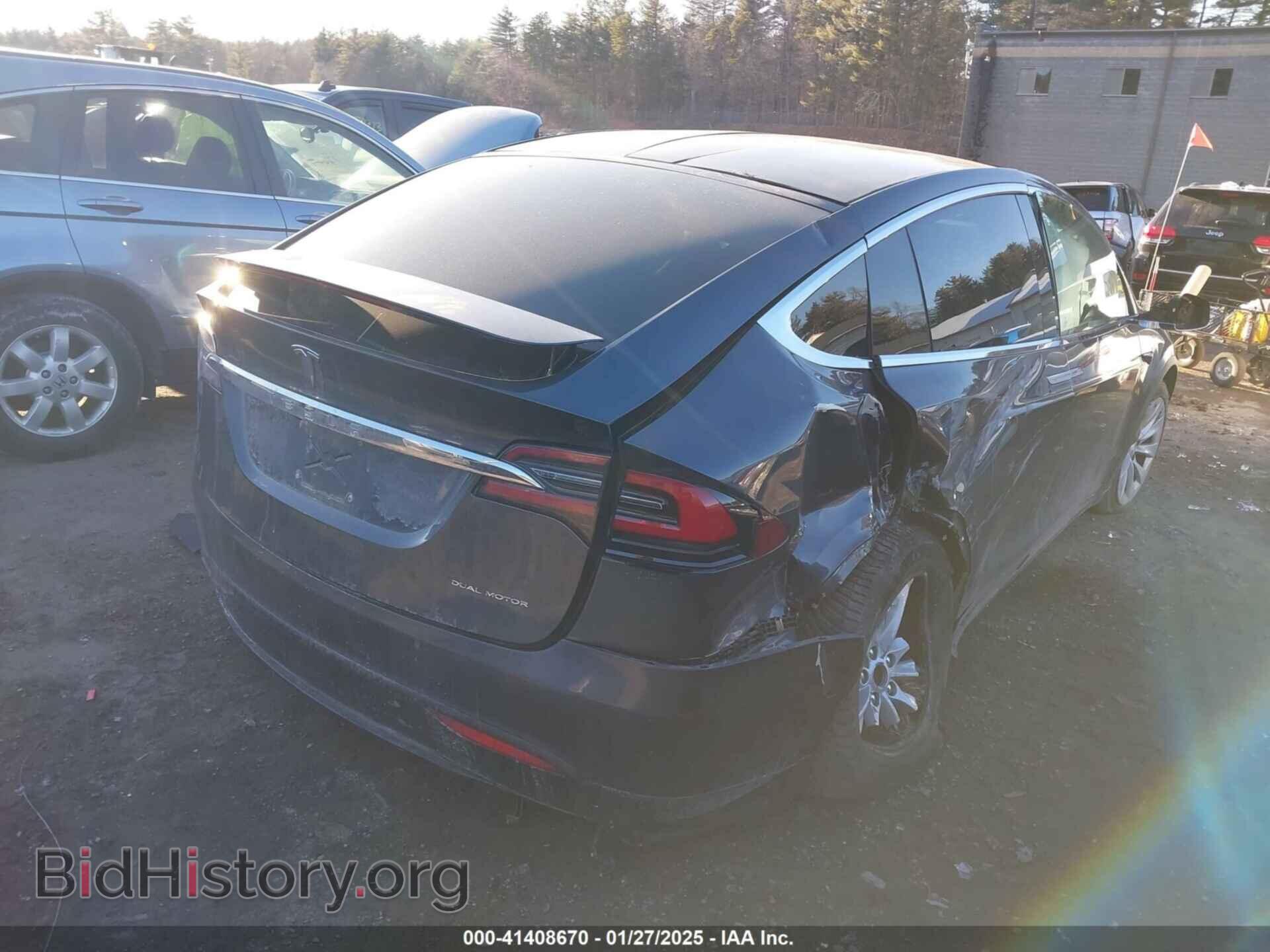 2019 TESLA MODEL X - VIN: 5YJXCDE25KF201811 - Фото 4