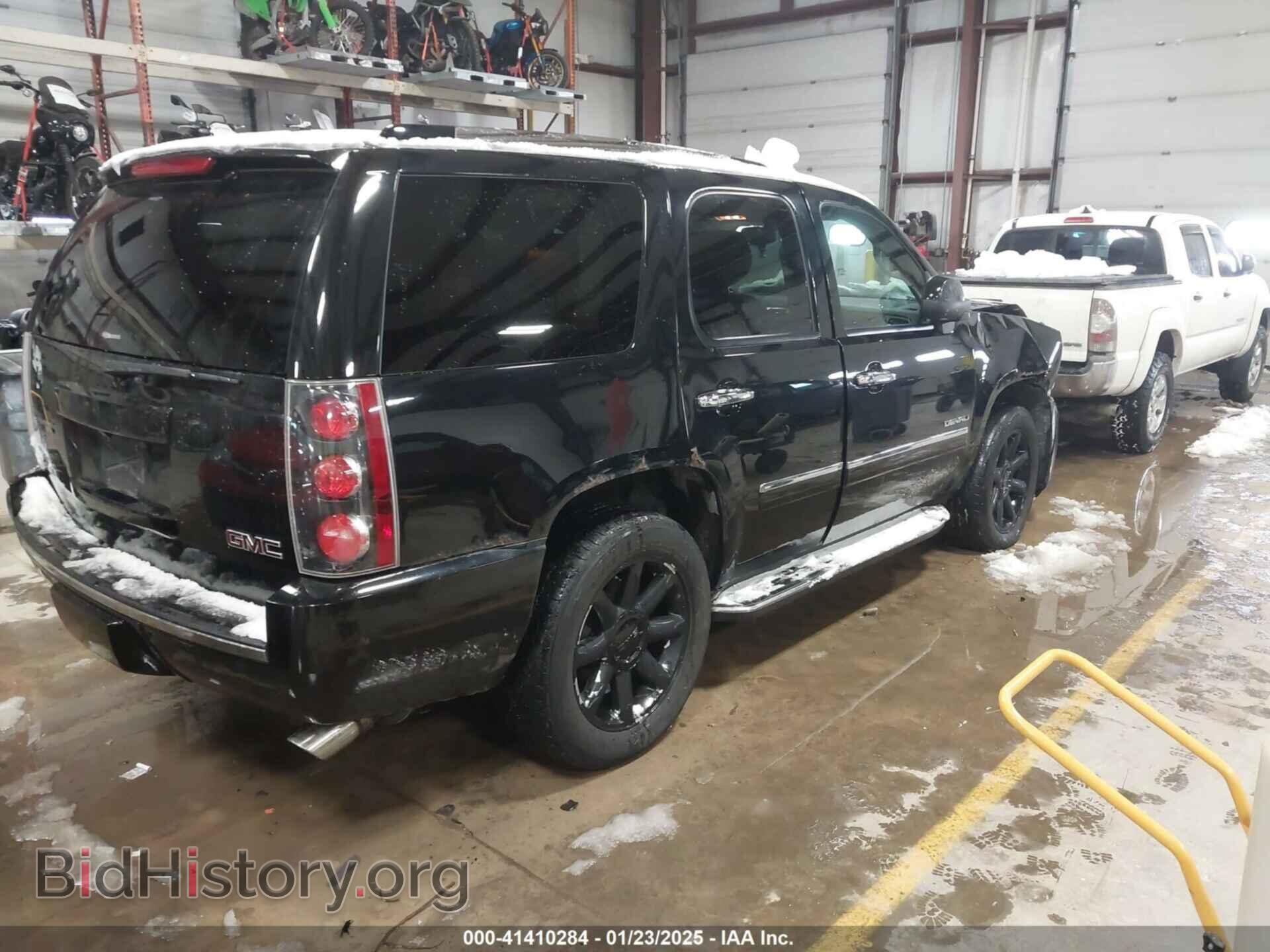 2010 GMC YUKON - VIN: 1GKUKEEF7AR210182 - Фото 4