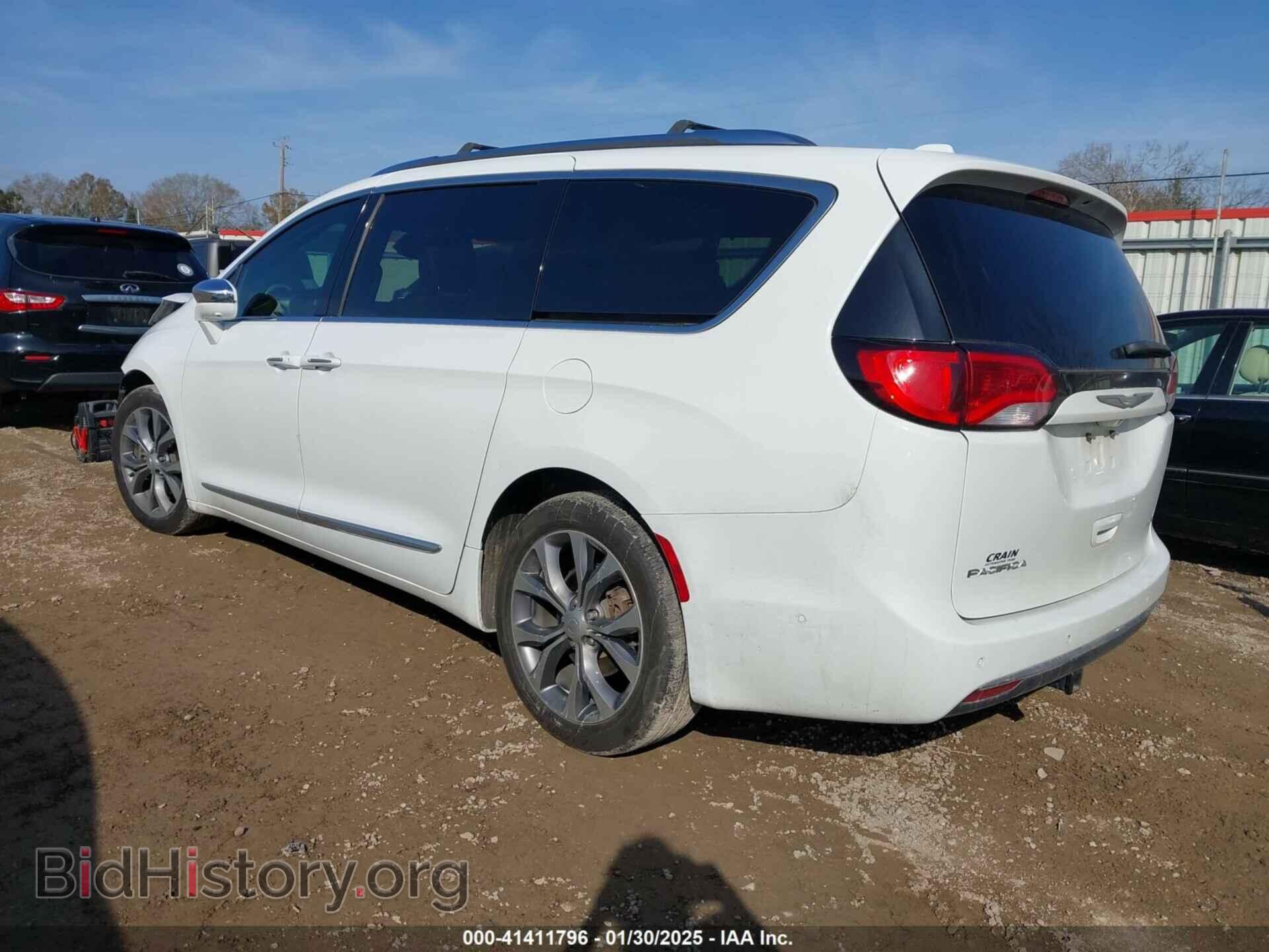 2017 CHRYSLER PACIFICA - VIN: 2C4RC1GG2HR705648 - Фото 3