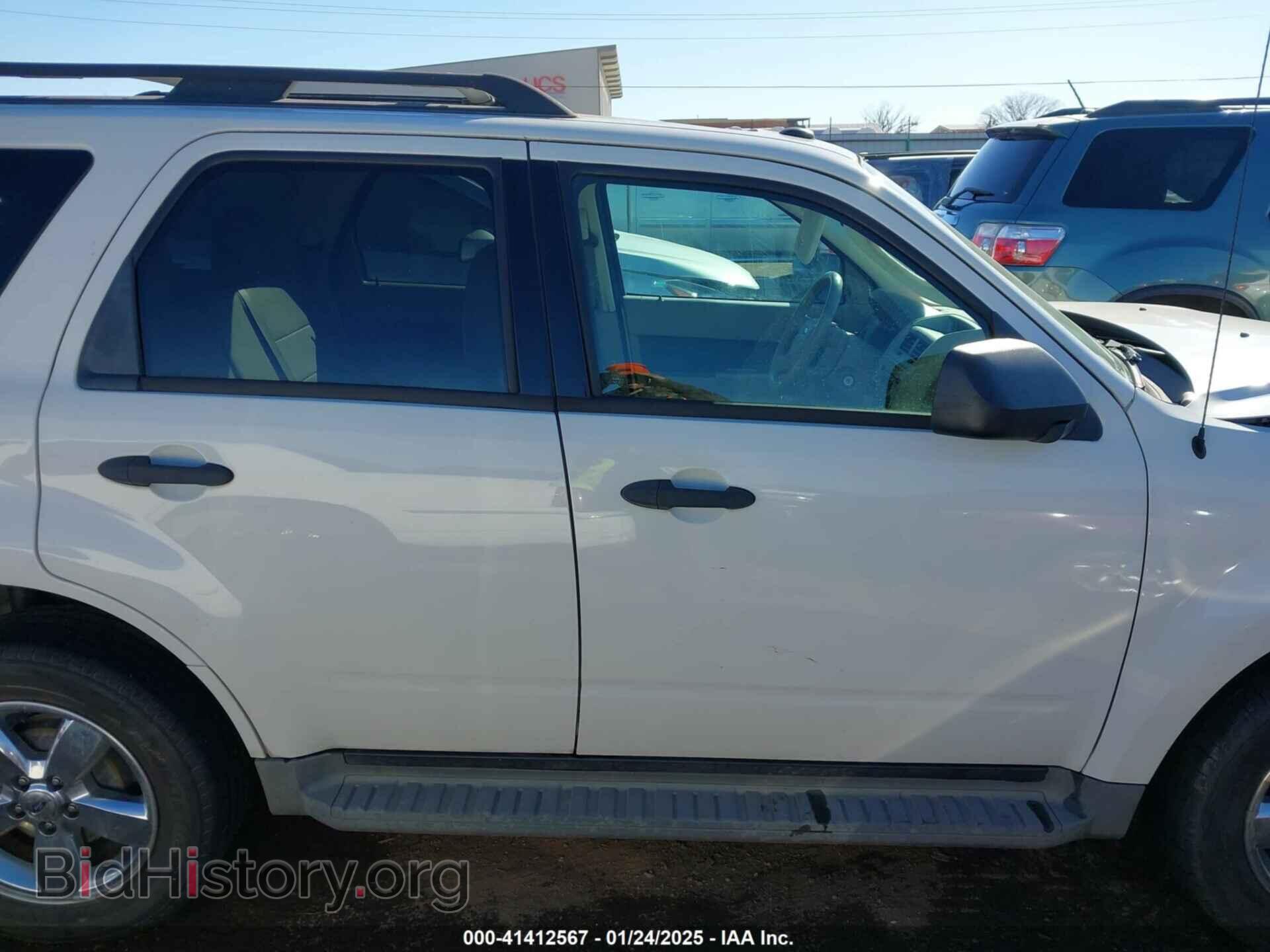 2011 FORD ESCAPE - VIN: 1FMCU0D76BKA92548 - Фото 12