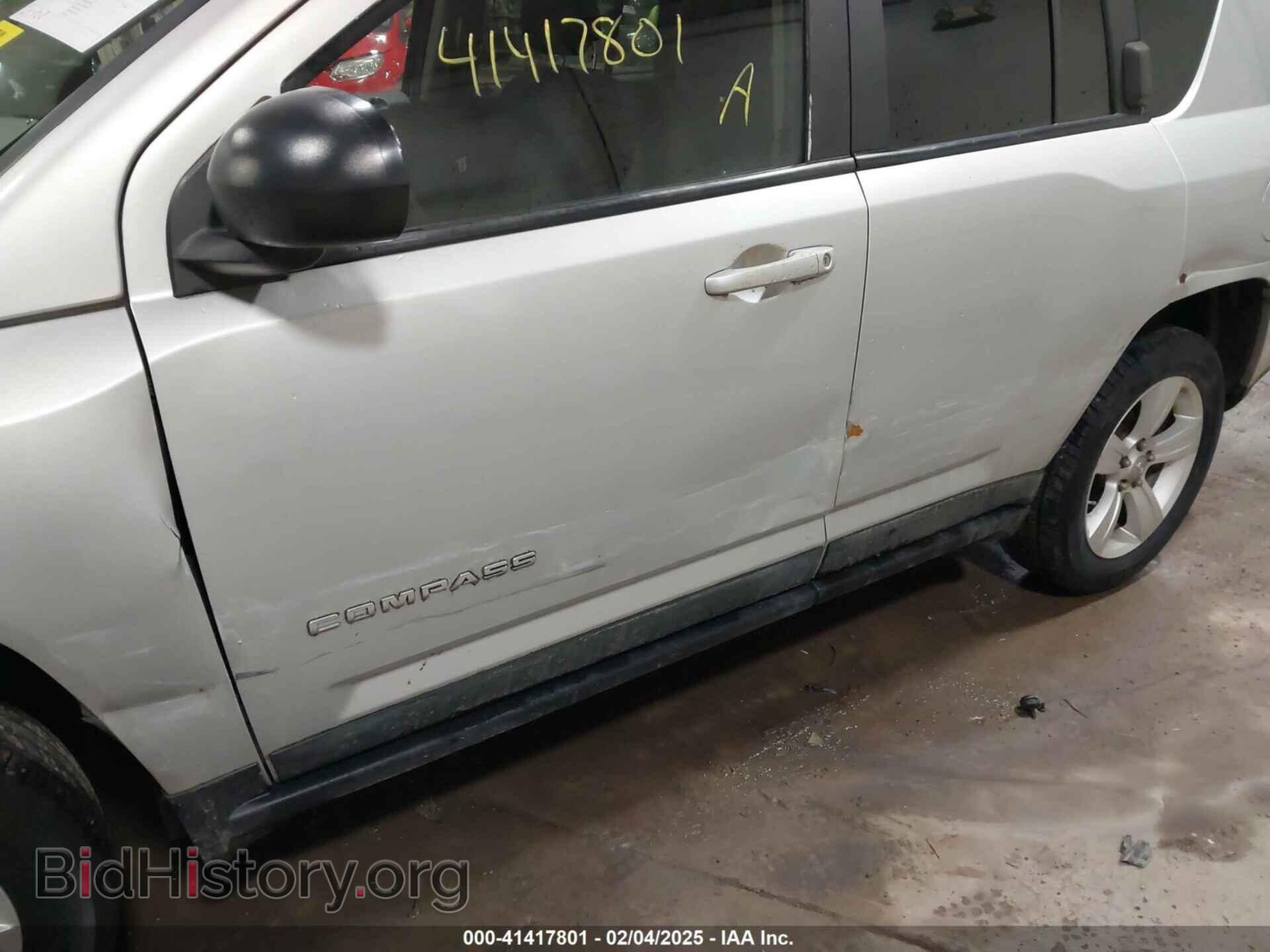 2011 JEEP COMPASS - VIN: 1J4NF1FB8BD210970 - Photo 6