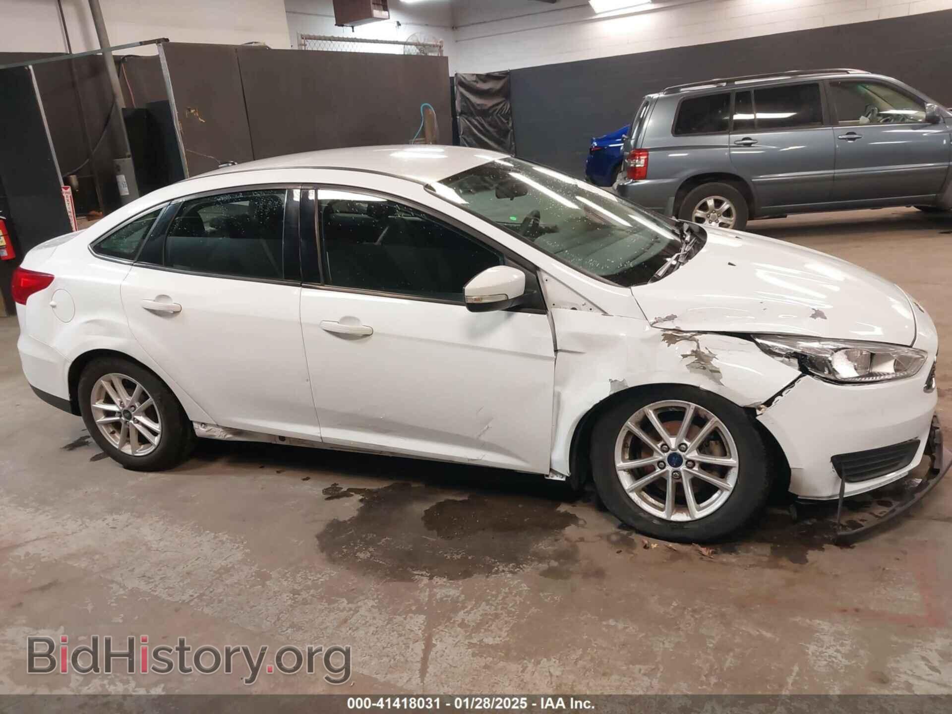 2016 FORD FOCUS - VIN: 1FADP3F25GL401016 - Photo 13