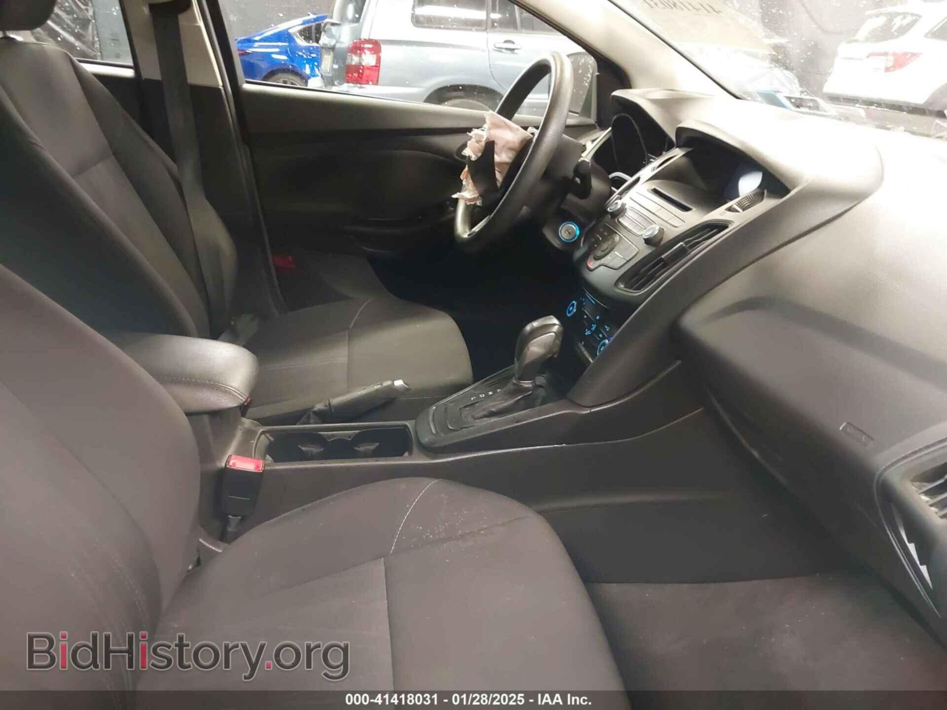 2016 FORD FOCUS - VIN: 1FADP3F25GL401016 - Photo 5